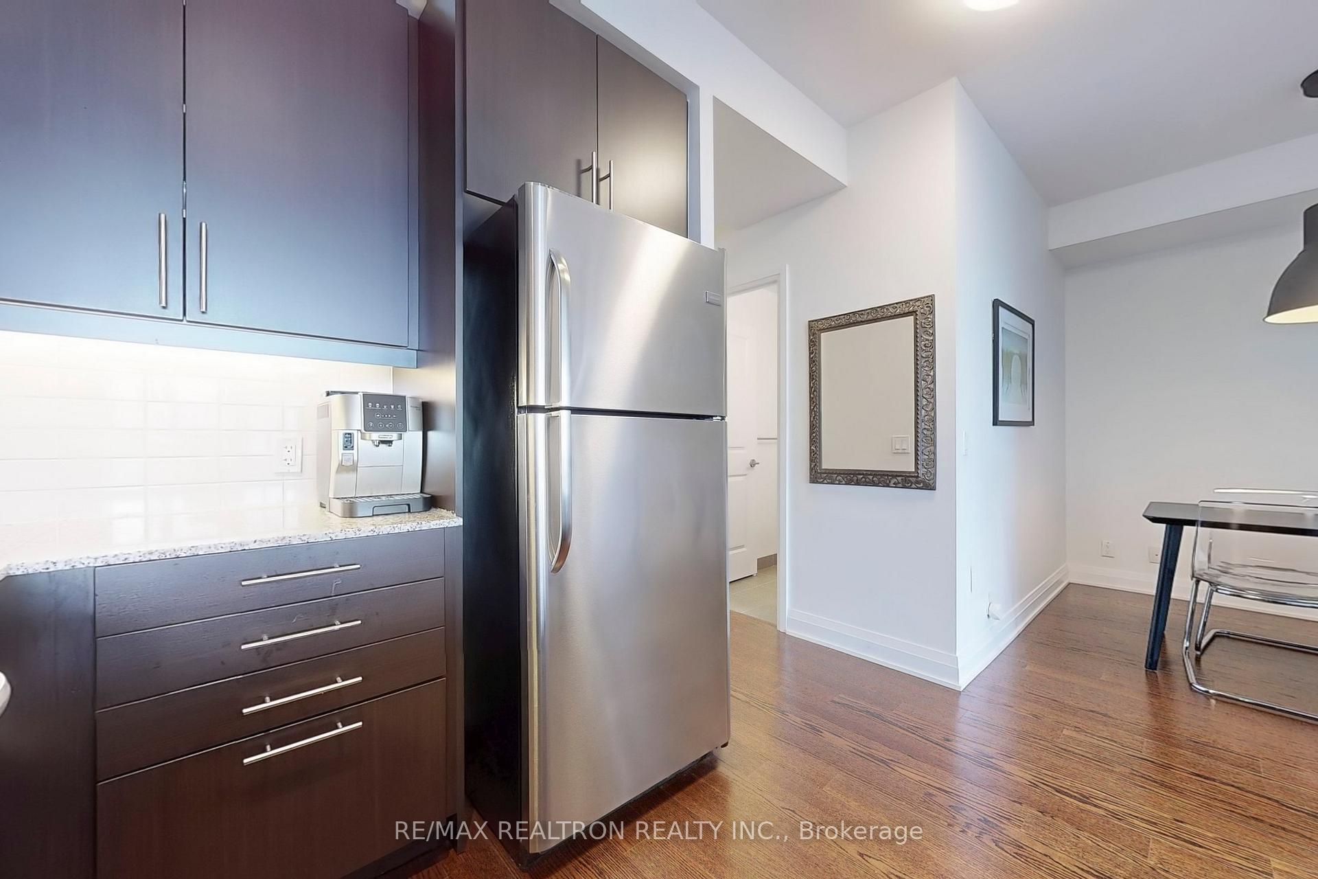 Photo 2 of Unit 1701, 530 St Clair Avenue W, Toronto, Humewood-Cedarvale — HOMEH