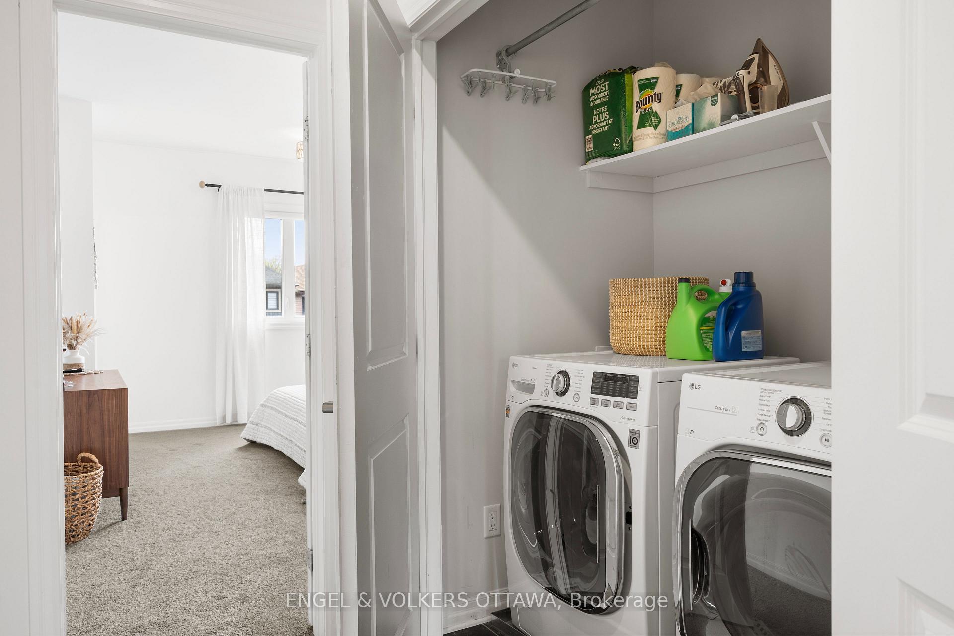 Photo 25 of 606 Mikinak Road, Ottawa, CFB Rockcliffe and Area — HOMEH