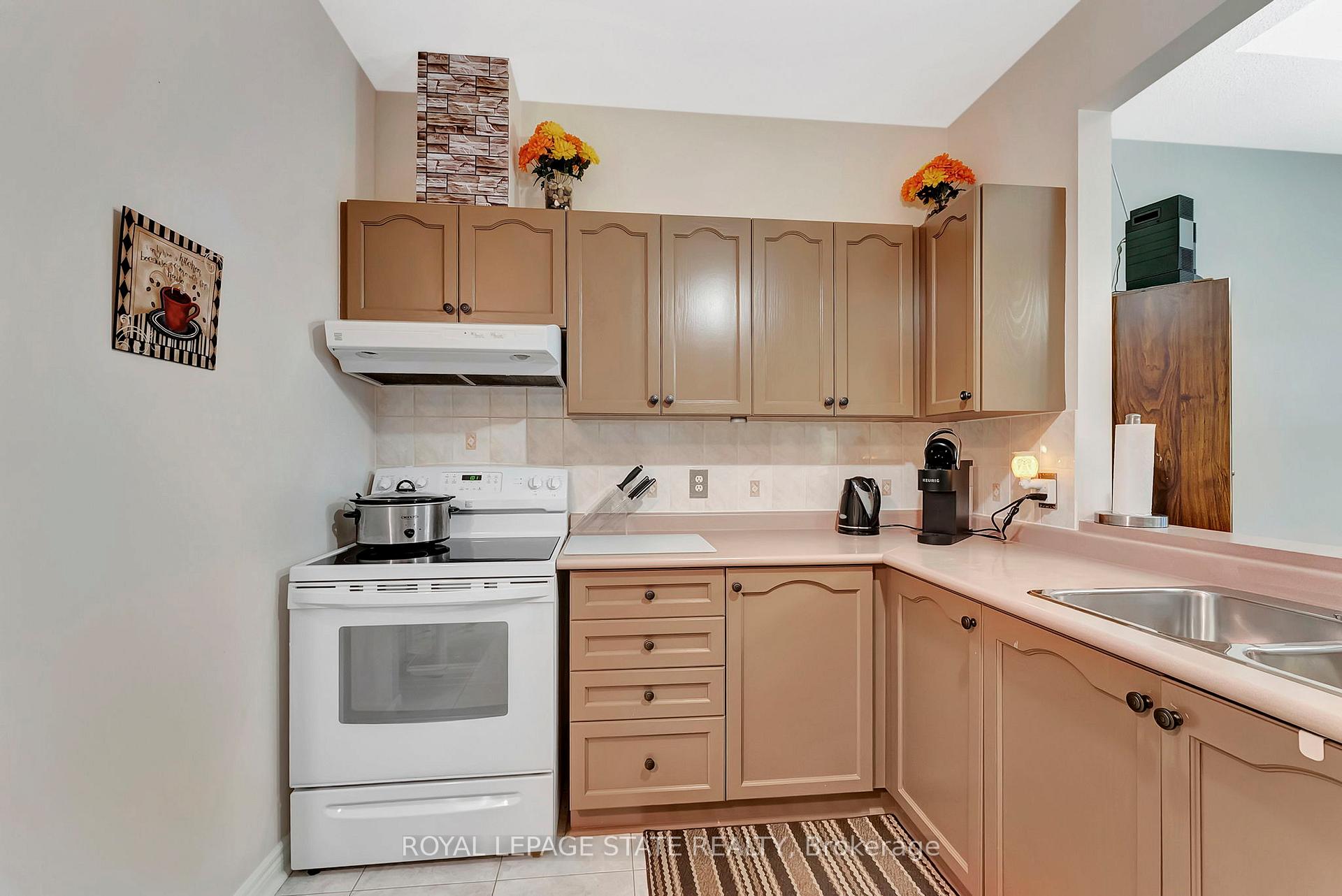 Photo 41 of 94 Sandollar Drive, Hamilton, Rural Glanbrook — HOMEH