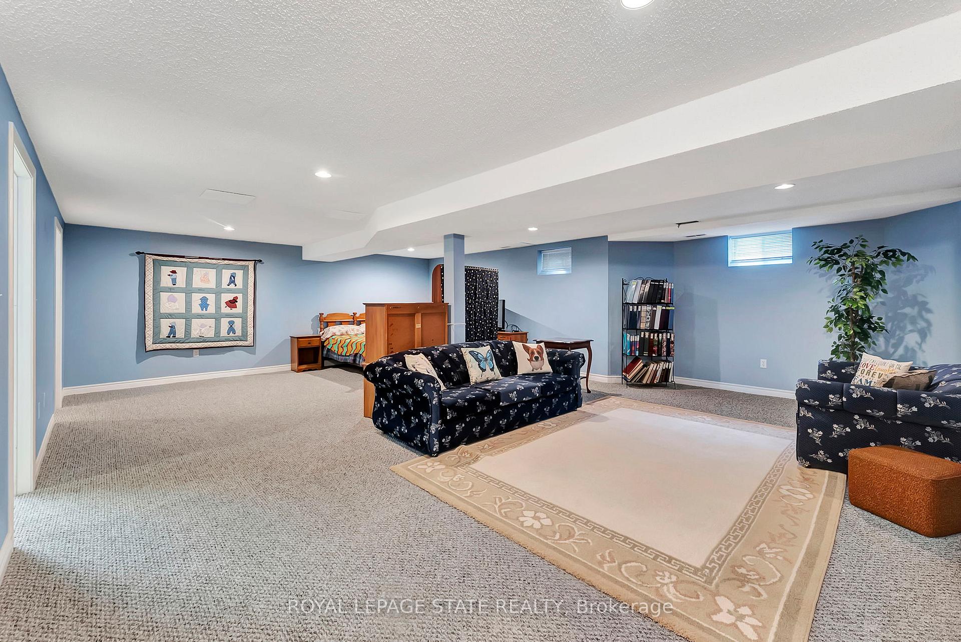 Photo 11 of 94 Sandollar Drive, Hamilton, Rural Glanbrook — HOMEH