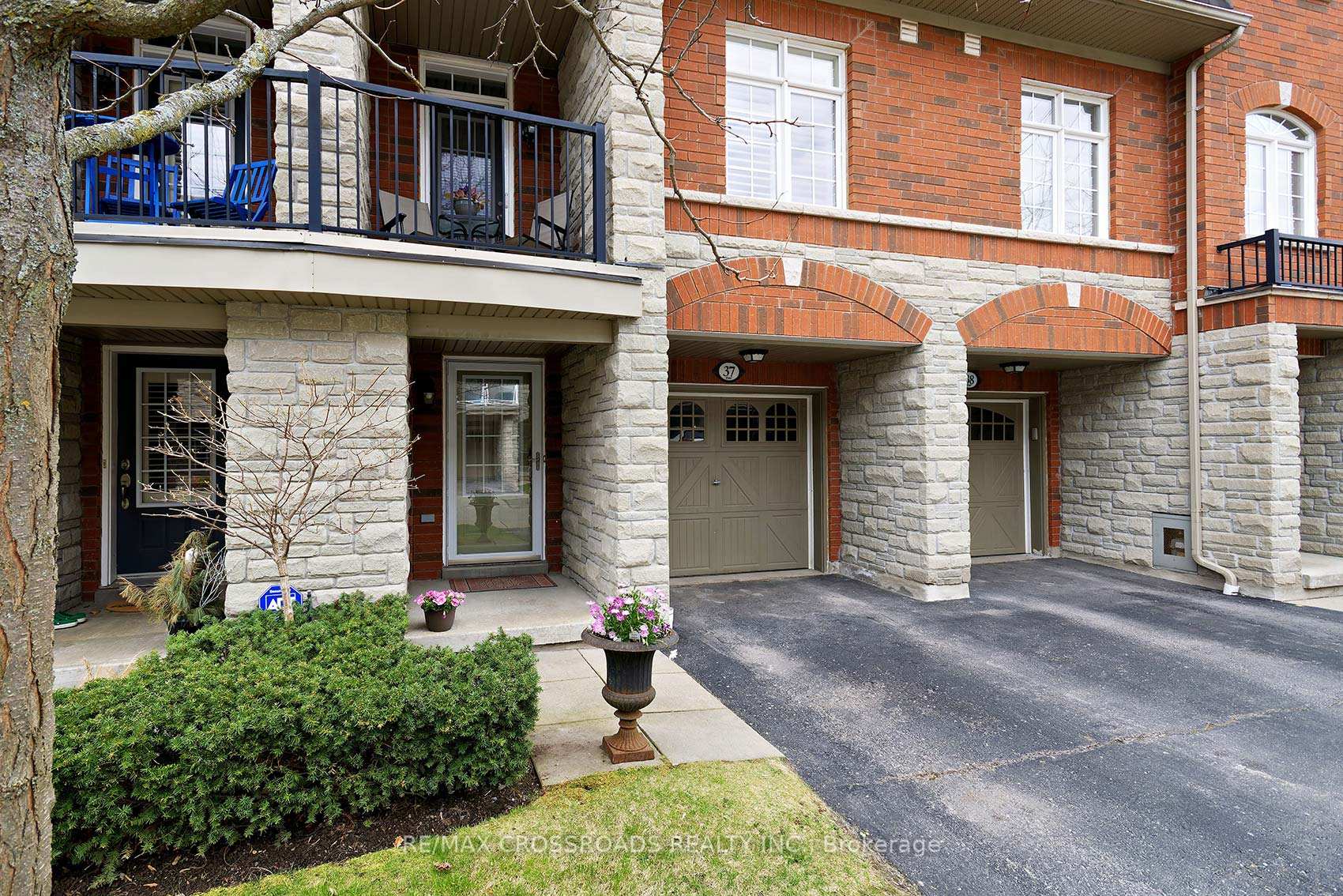 Photo 35 of Unit 37, 1701 Finch Avenue, Pickering, Village East — HOMEH