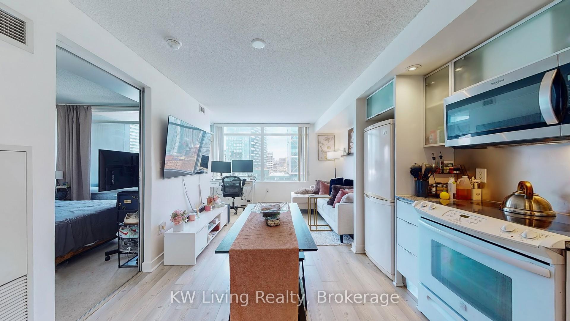 Photo 7 of Unit 1701, 25 Telegram Mews, Toronto, Waterfront Communities — HOMEH