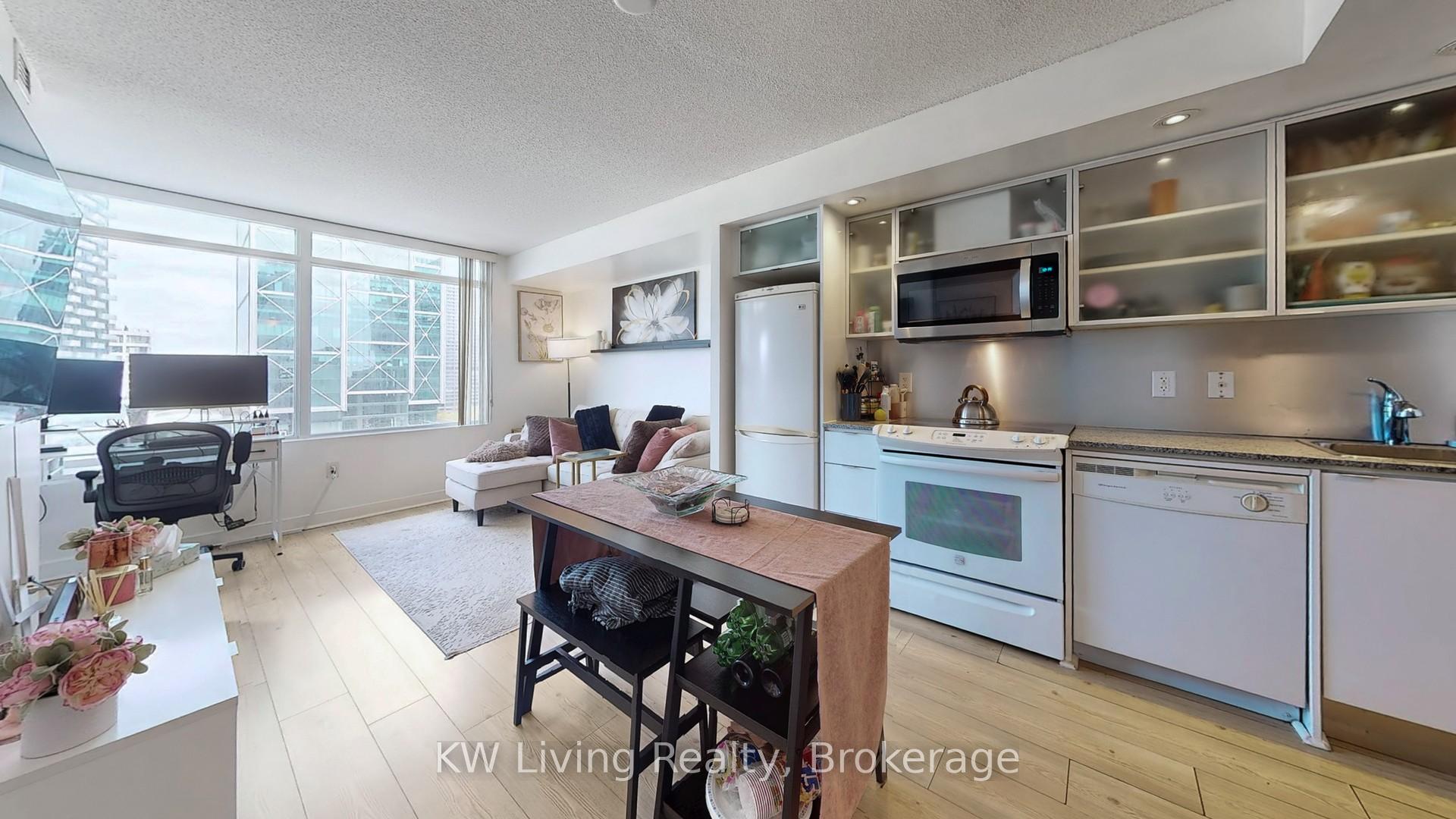 Photo 13 of Unit 1701, 25 Telegram Mews, Toronto, Waterfront Communities — HOMEH