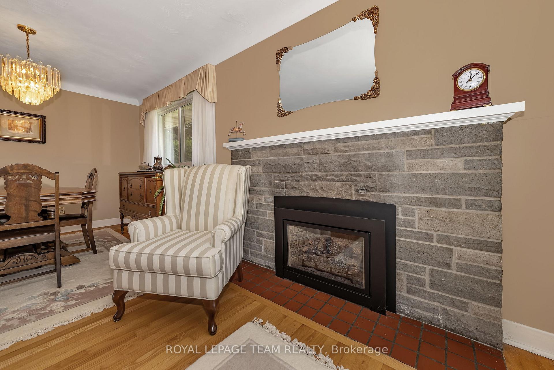 Photo 10 of 1830 Kerr Avenue, Ottawa, McKellar Heights — HOMEH
