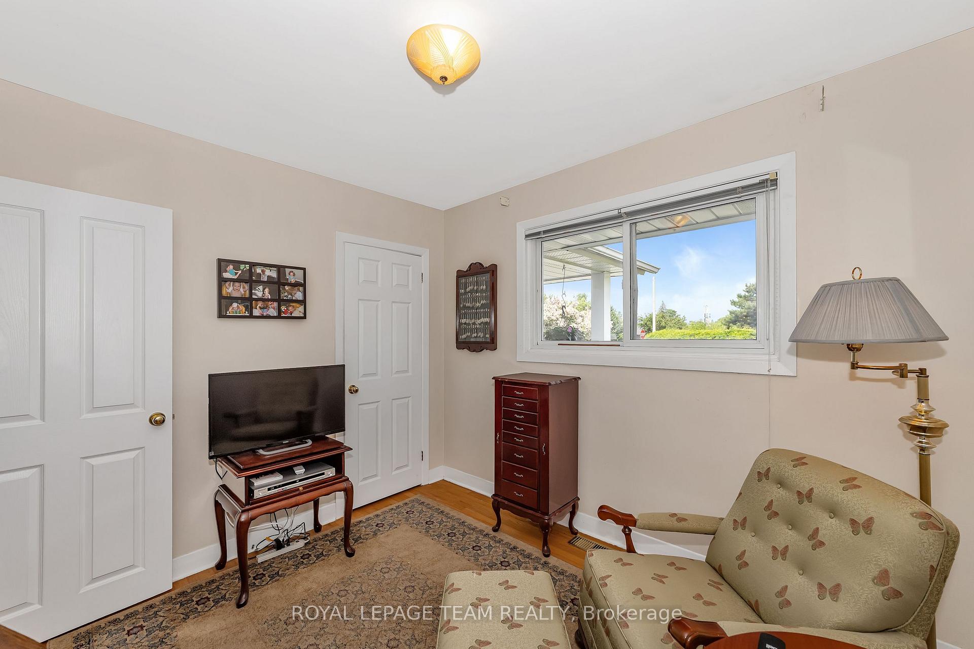 Photo 20 of 1830 Kerr Avenue, Ottawa, McKellar Heights — HOMEH