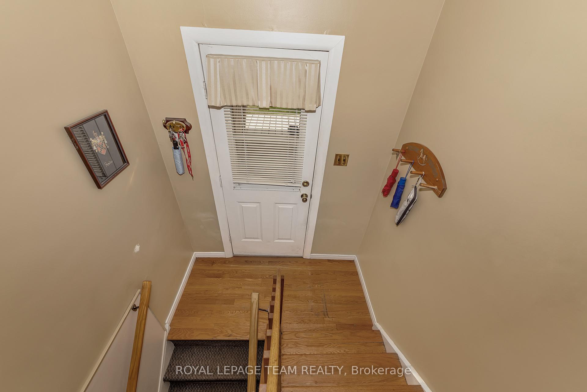 Photo 22 of 1830 Kerr Avenue, Ottawa, McKellar Heights — HOMEH