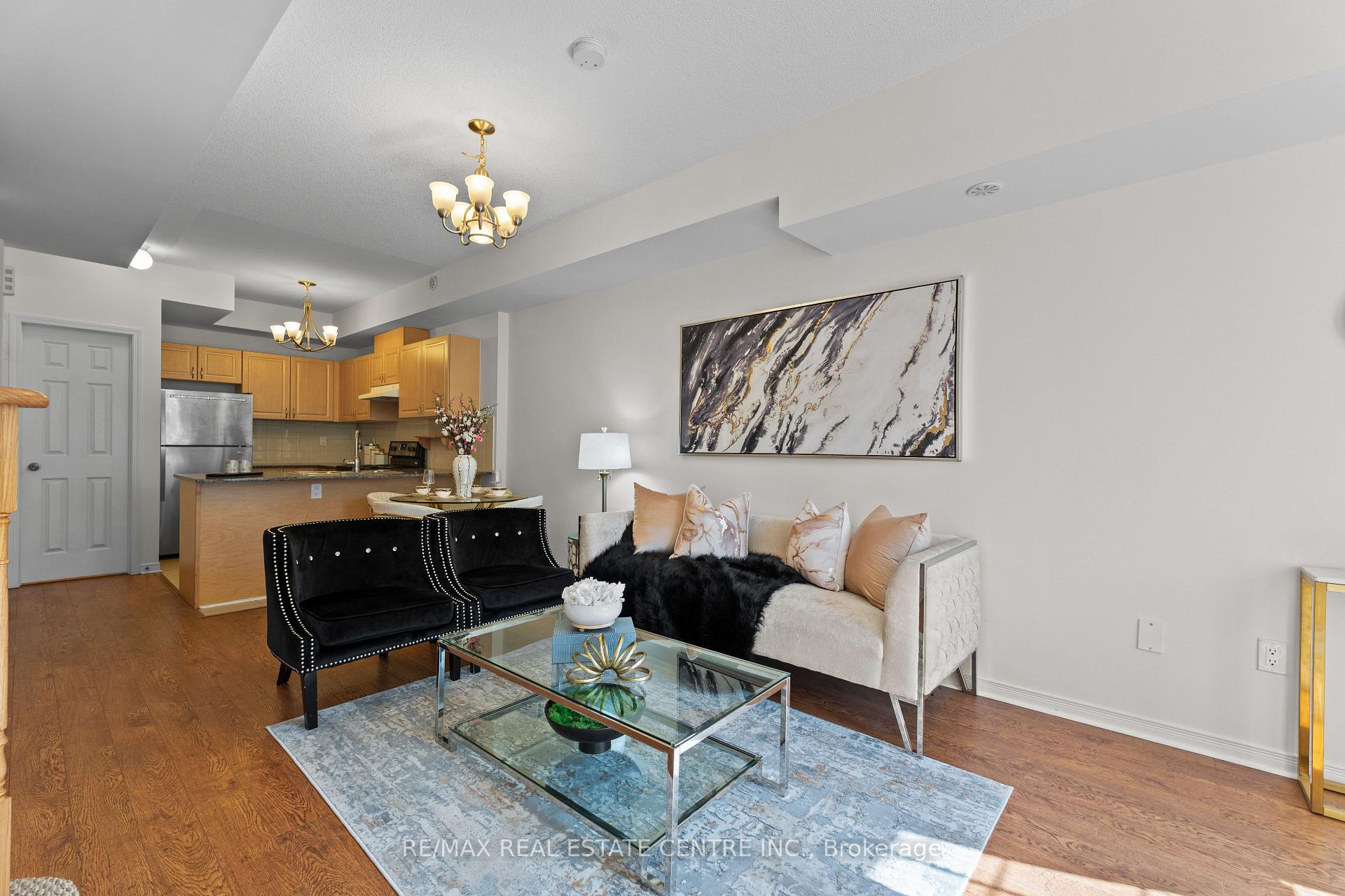 Photo 4 of Unit 47, 180 Howden Boulevard, Brampton, Westgate — HOMEH