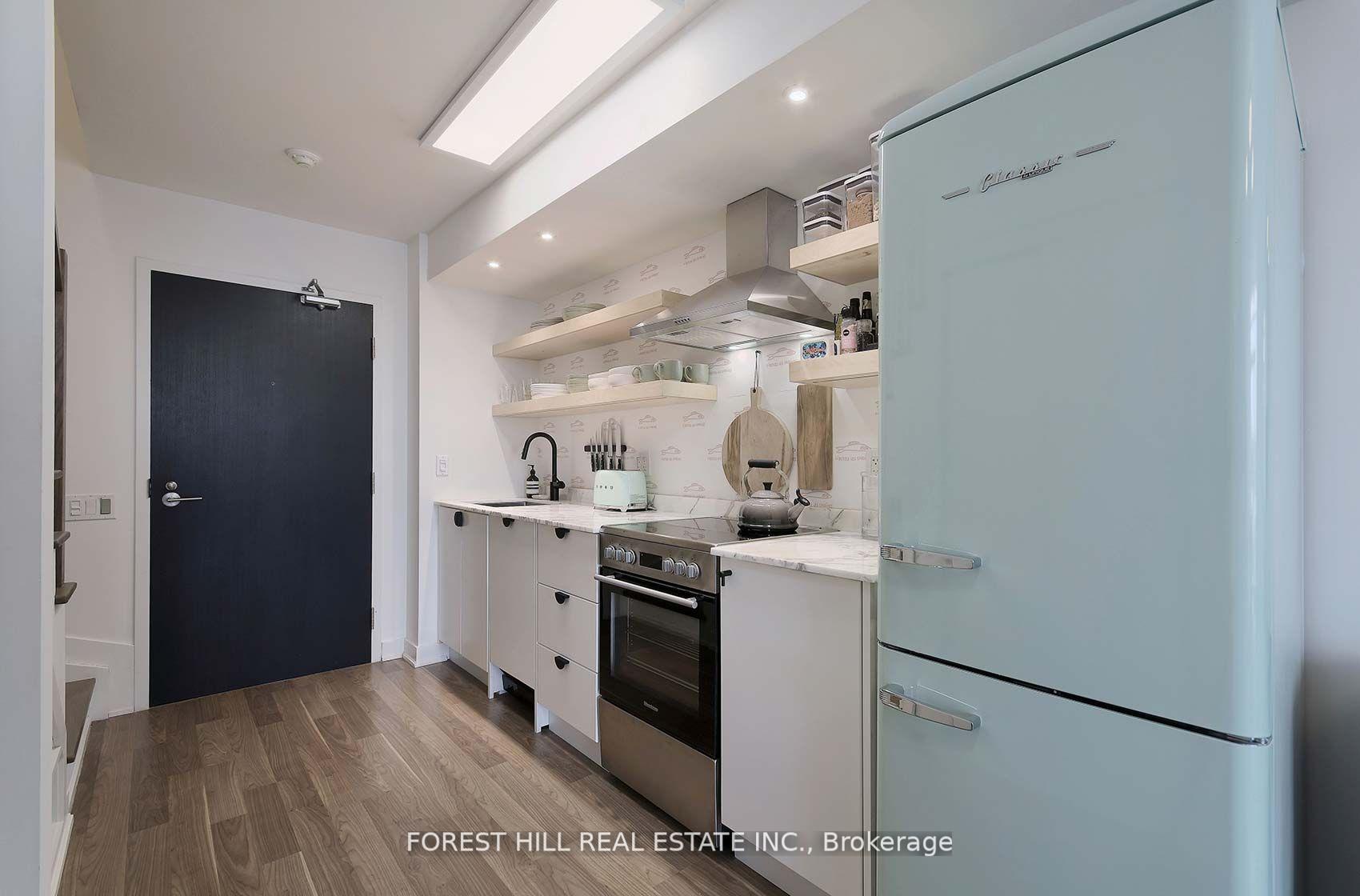Photo 3 of Unit 419, 775 King Street W, Toronto, Niagara — HOMEH