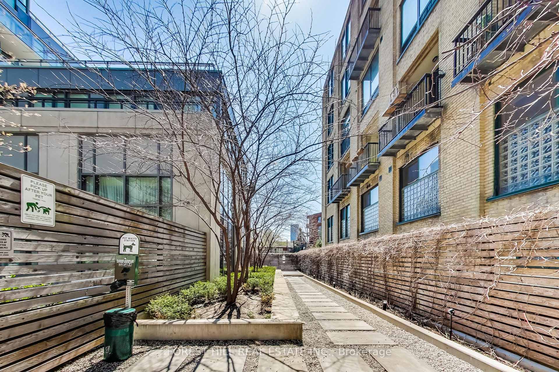 Photo 12 of Unit 419, 775 King Street W, Toronto, Niagara — HOMEH