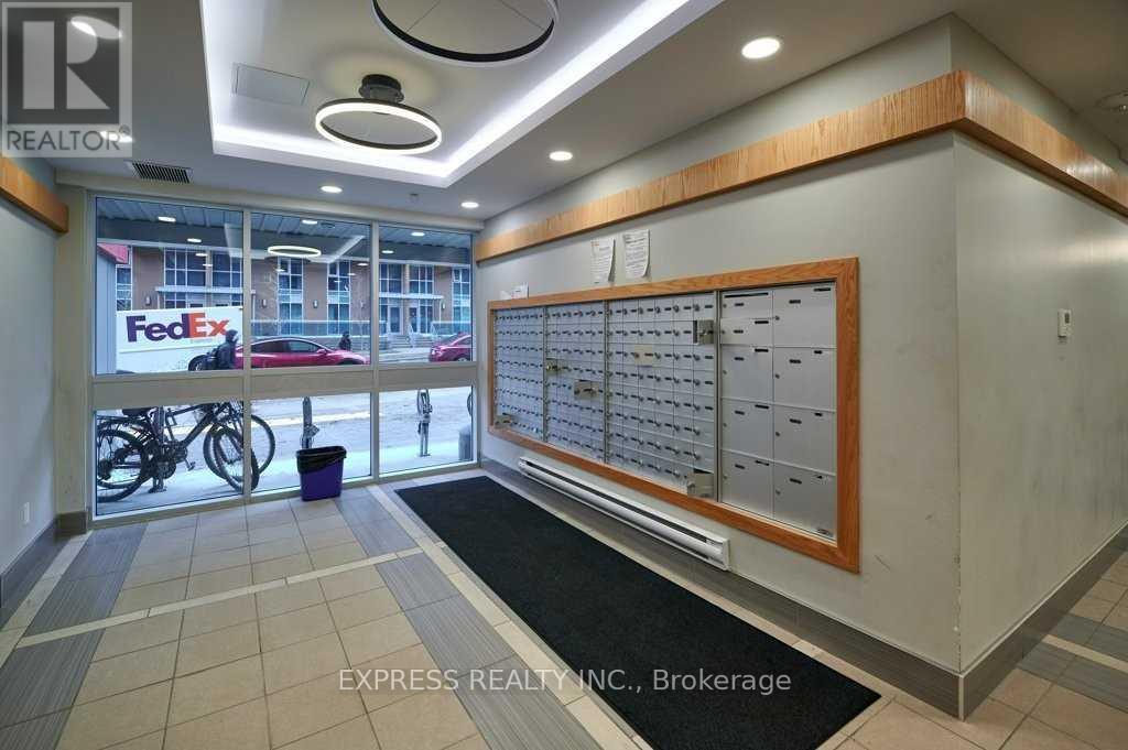 Photo 11 of Unit 2212, 258B Sunview Street, Waterloo — HOMEH