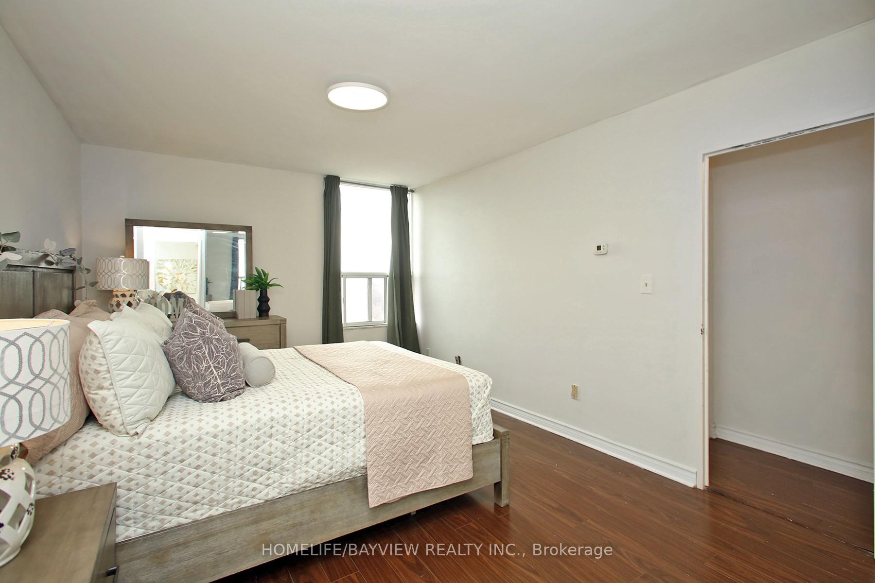 Photo 12 of Unit 1203, 5 Vicora Linkway, Toronto, Flemingdon Park — HOMEH