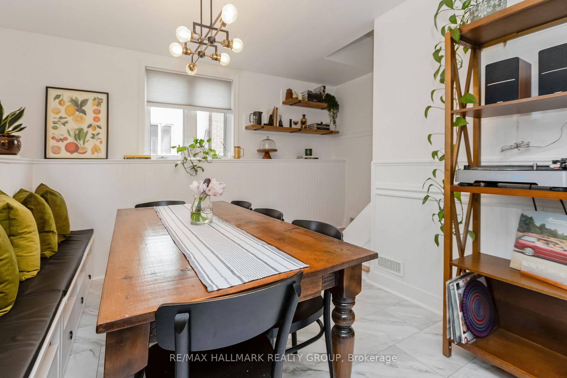 Photo 16 of 1225 Foxbar Avenue, Ottawa, Ellwood — HOMEH