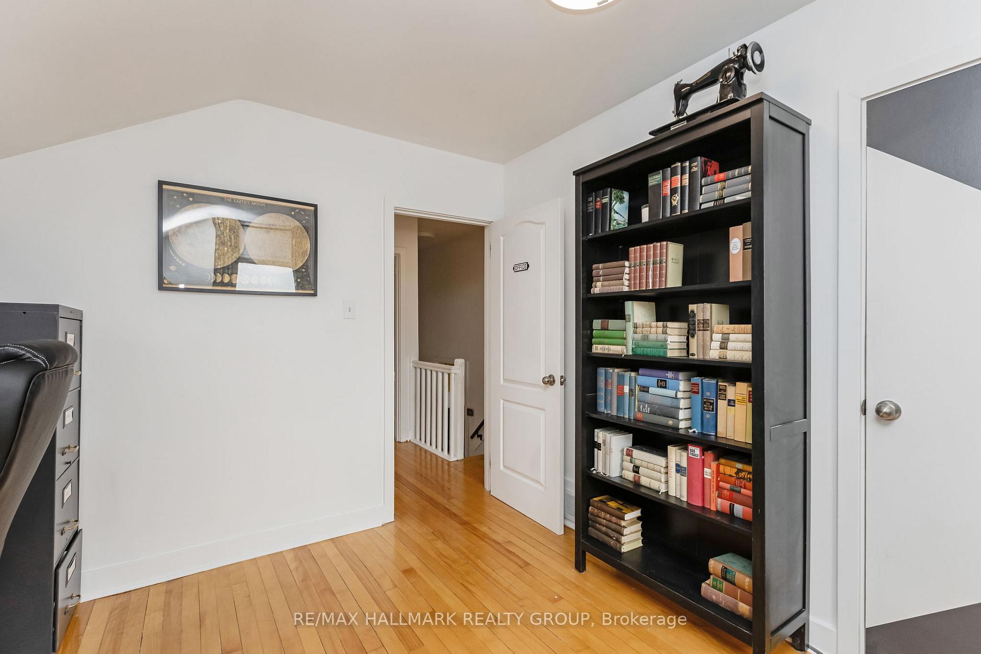 Photo 36 of 1225 Foxbar Avenue, Ottawa, Ellwood — HOMEH