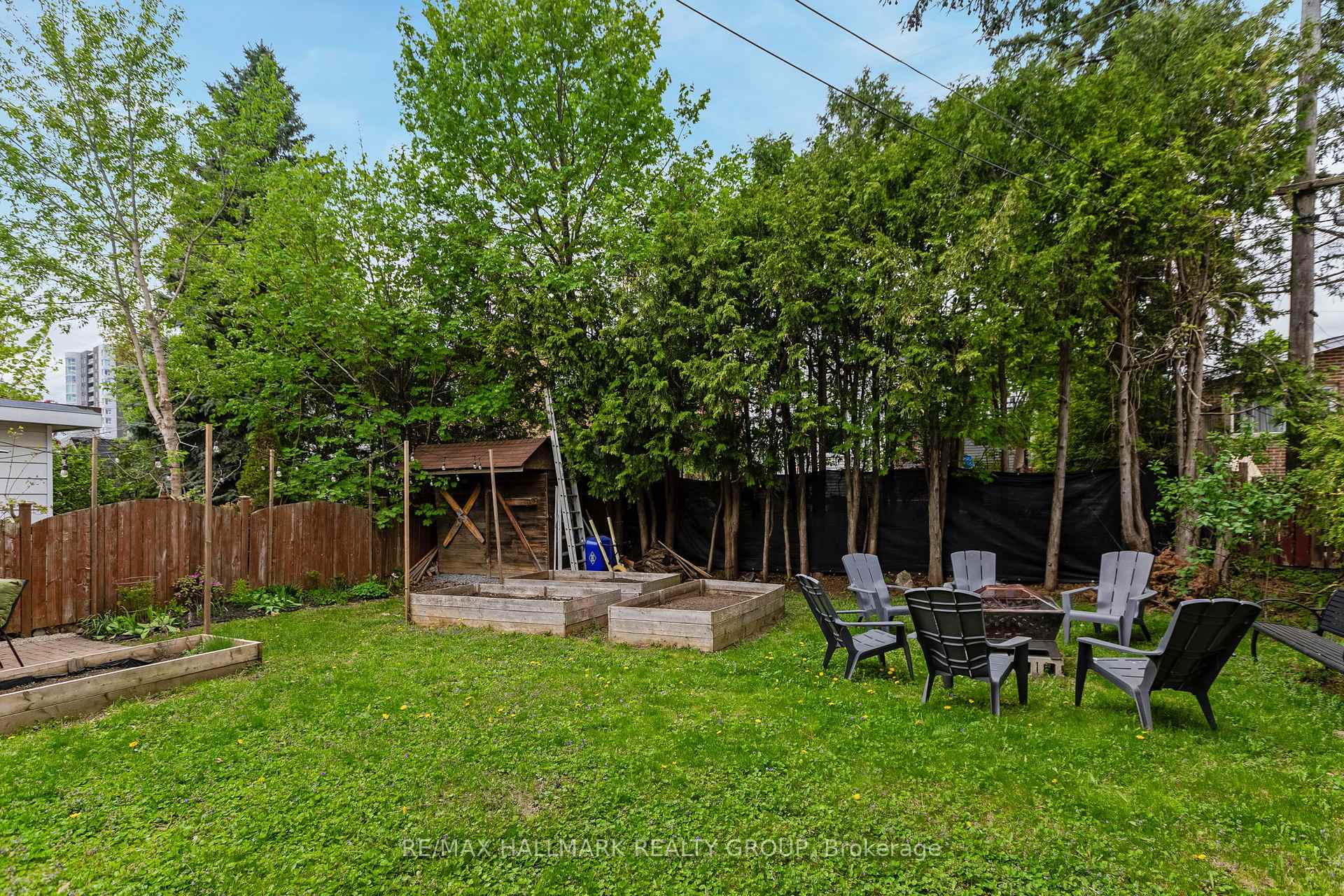 Photo 40 of 1225 Foxbar Avenue, Ottawa, Ellwood — HOMEH