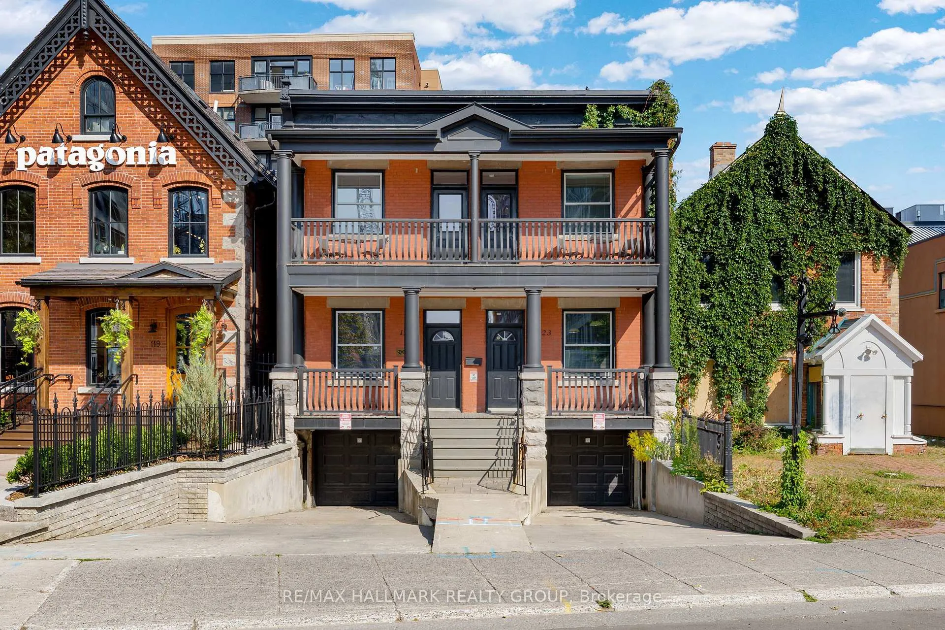 Front of 121 & 123 York Street