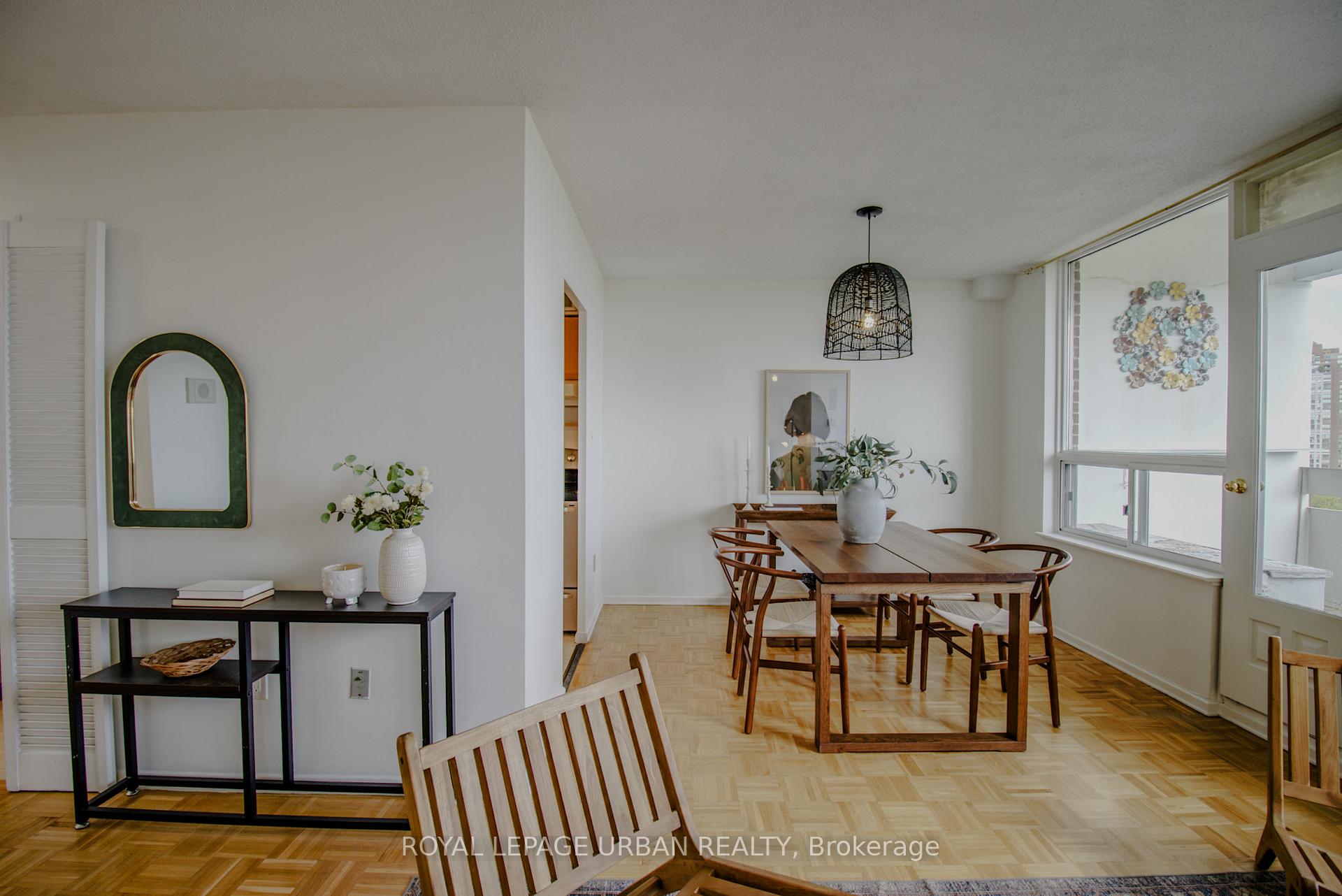 Photo 6 of Unit PH10, 20 Edgecliff Golfway, Toronto, Flemingdon Park — HOMEH