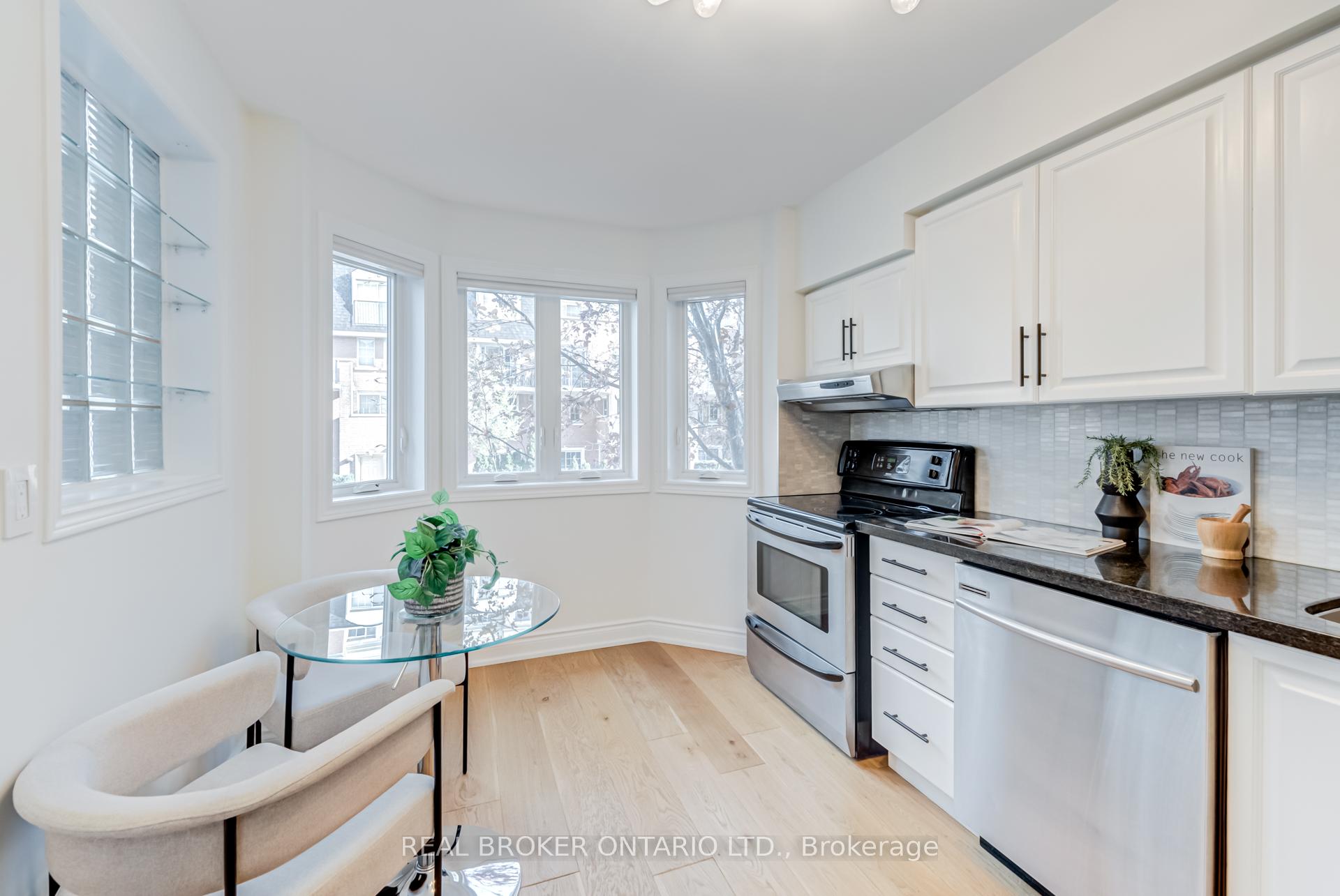 Photo 3 of Unit A, 42 Shank Street, Toronto, Niagara — HOMEH