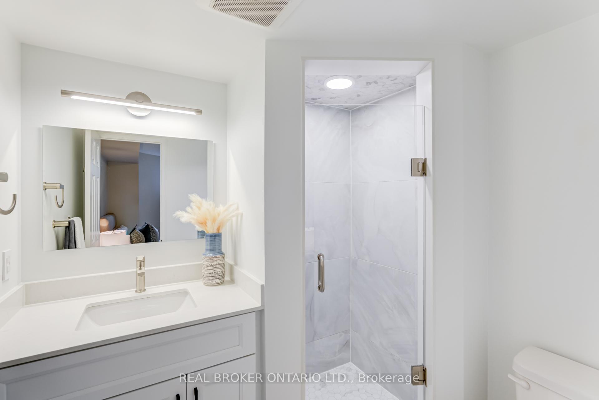 Photo 6 of Unit A, 42 Shank Street, Toronto, Niagara — HOMEH