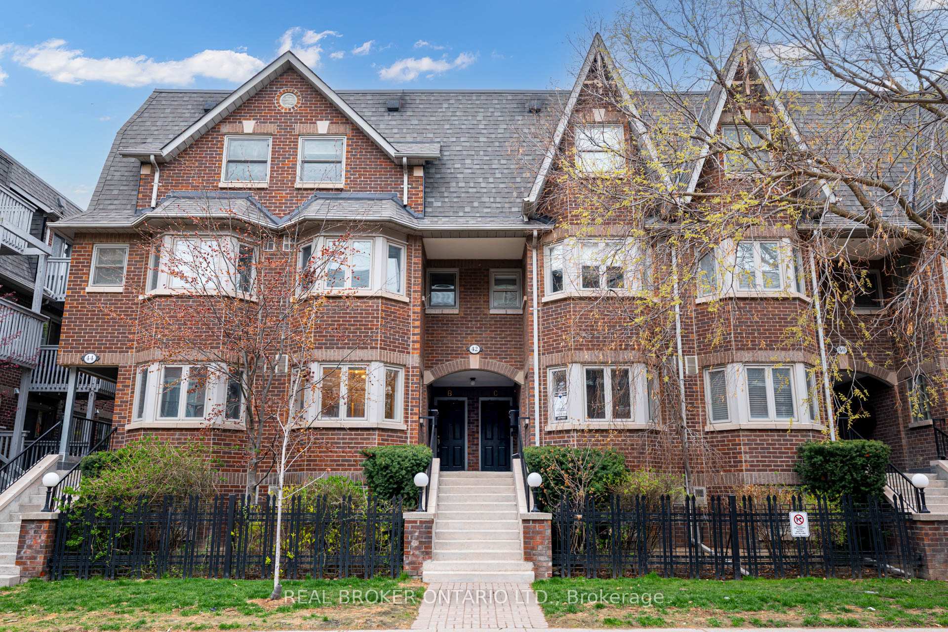 Photo 12 of Unit A, 42 Shank Street, Toronto, Niagara — HOMEH