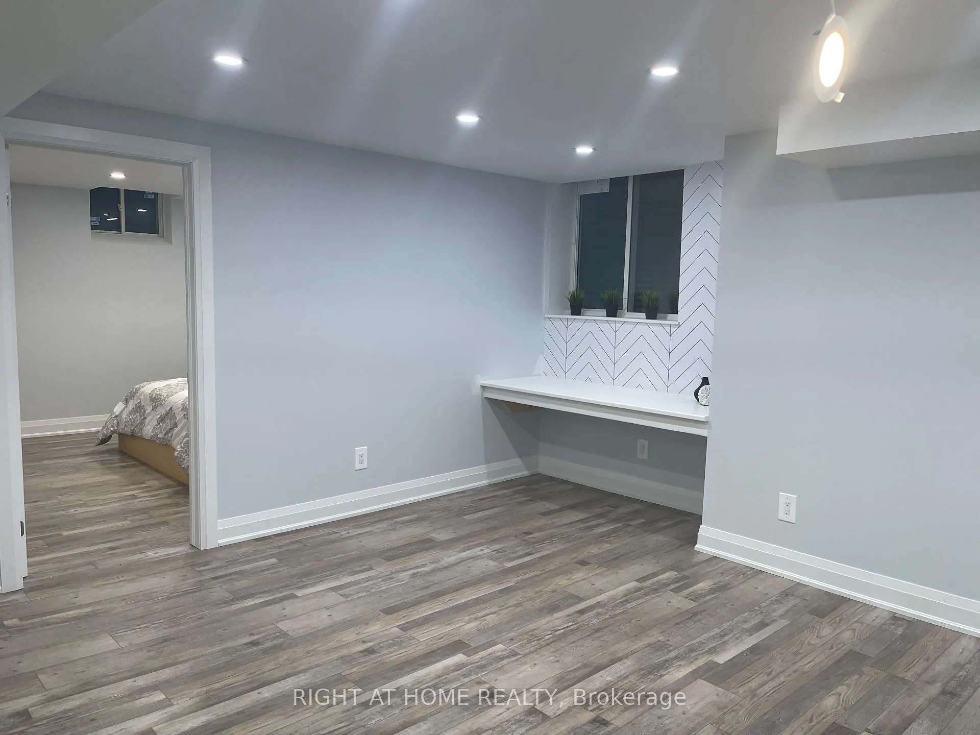 Photo 3 of 24 Stoneridge Court, Hamilton, Falkirk — HOMEH