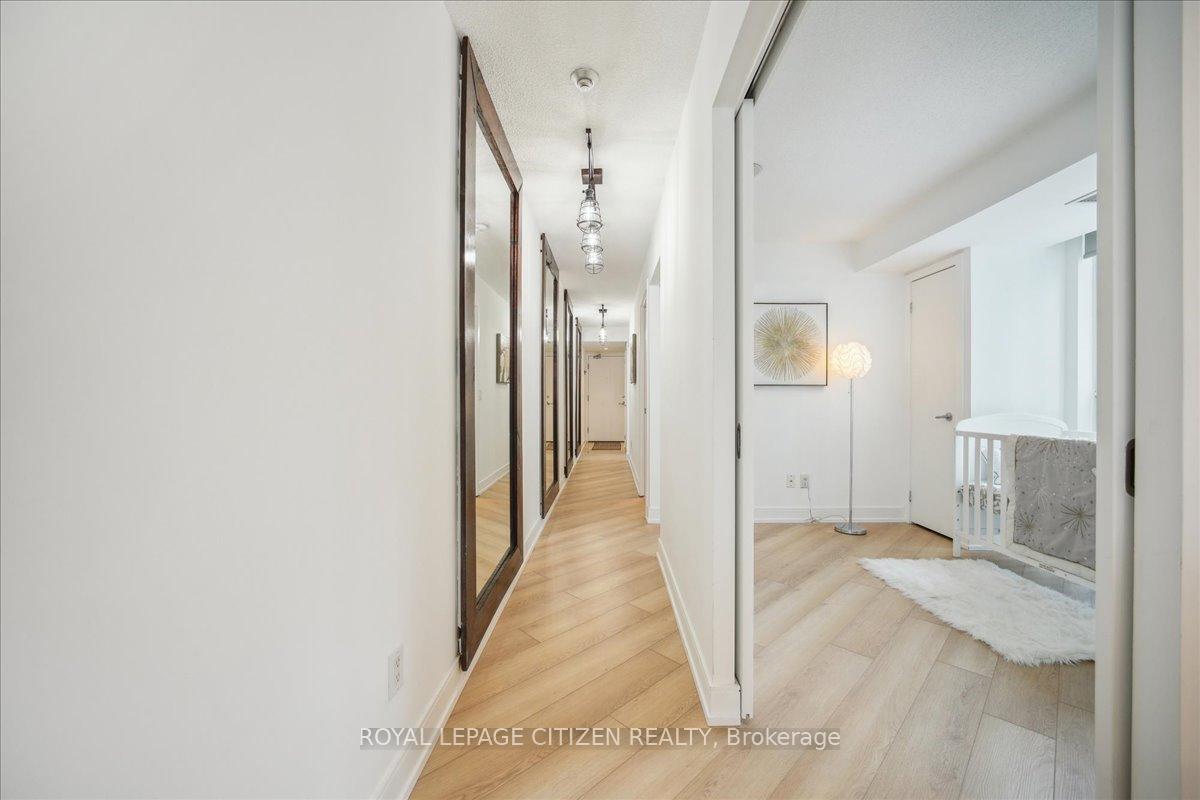 Photo 15 of Unit 1902, 208 Queens Quay W, Toronto, Waterfront Communities — HOMEH