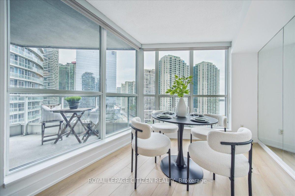 Photo 23 of Unit 1902, 208 Queens Quay W, Toronto, Waterfront Communities — HOMEH