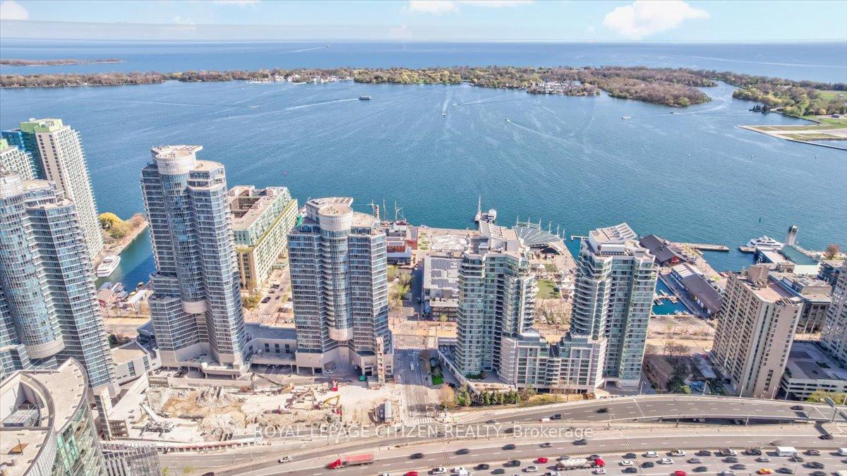 Photo 35 of Unit 1902, 208 Queens Quay W, Toronto, Waterfront Communities — HOMEH