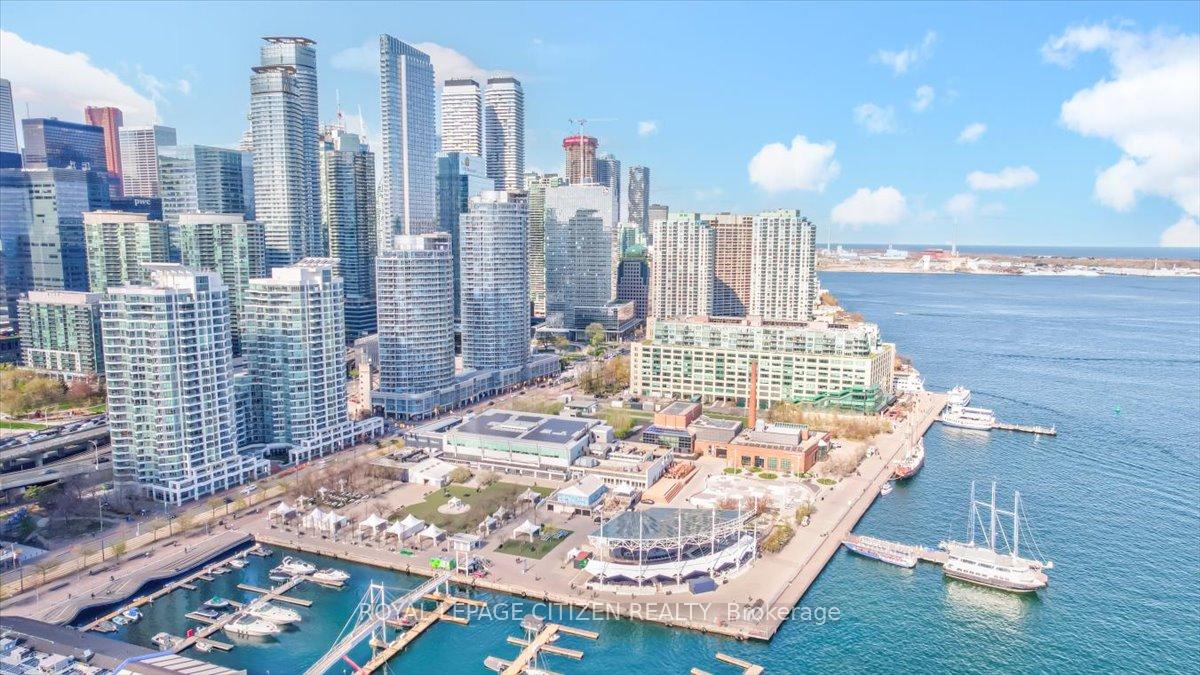 Photo 36 of Unit 1902, 208 Queens Quay W, Toronto, Waterfront Communities — HOMEH