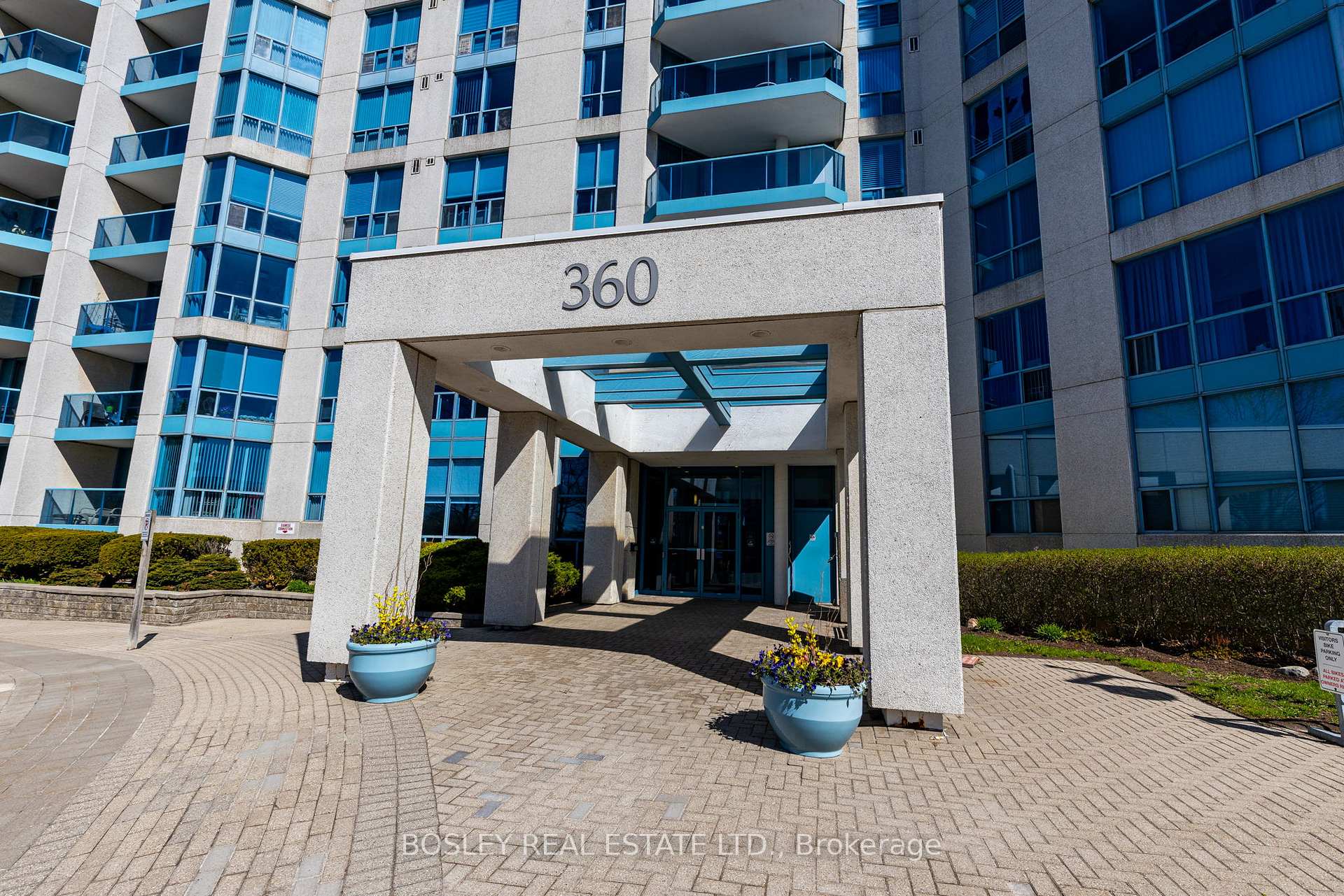 Photo 1 of Unit 402, 360 Watson Street W, Whitby, Port Whitby — HOMEH