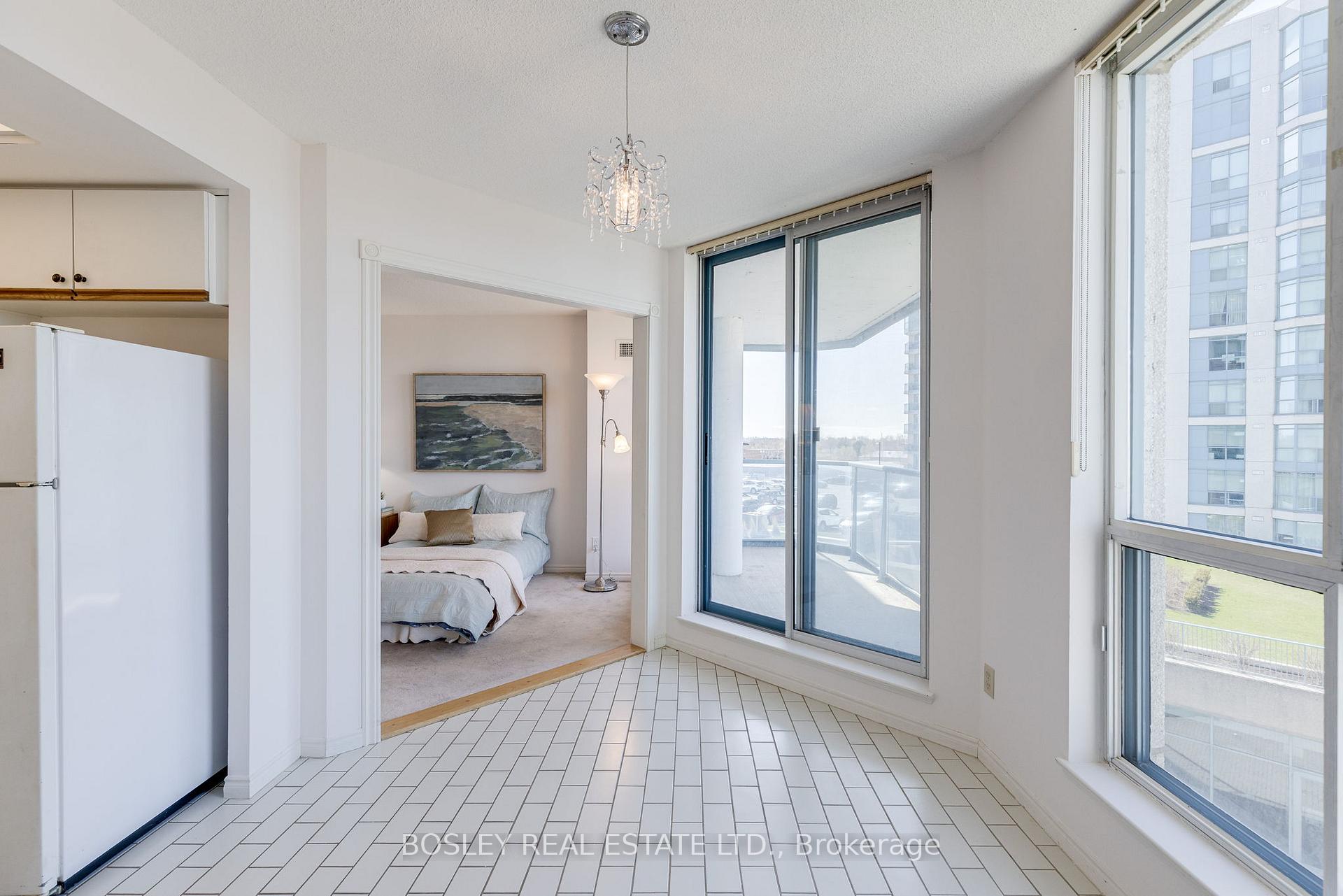 Photo 16 of Unit 402, 360 Watson Street W, Whitby, Port Whitby — HOMEH