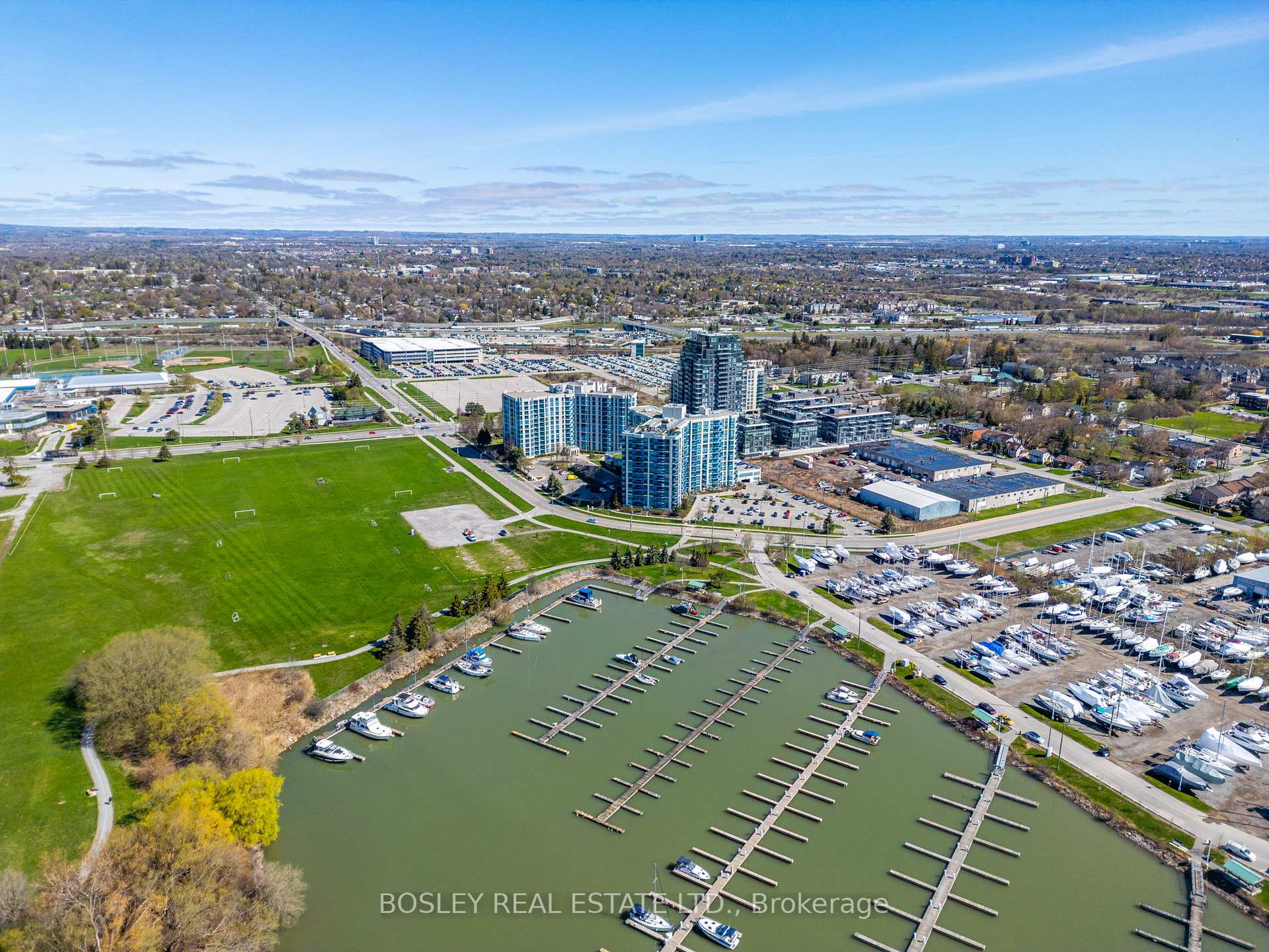 Photo 33 of Unit 402, 360 Watson Street W, Whitby, Port Whitby — HOMEH