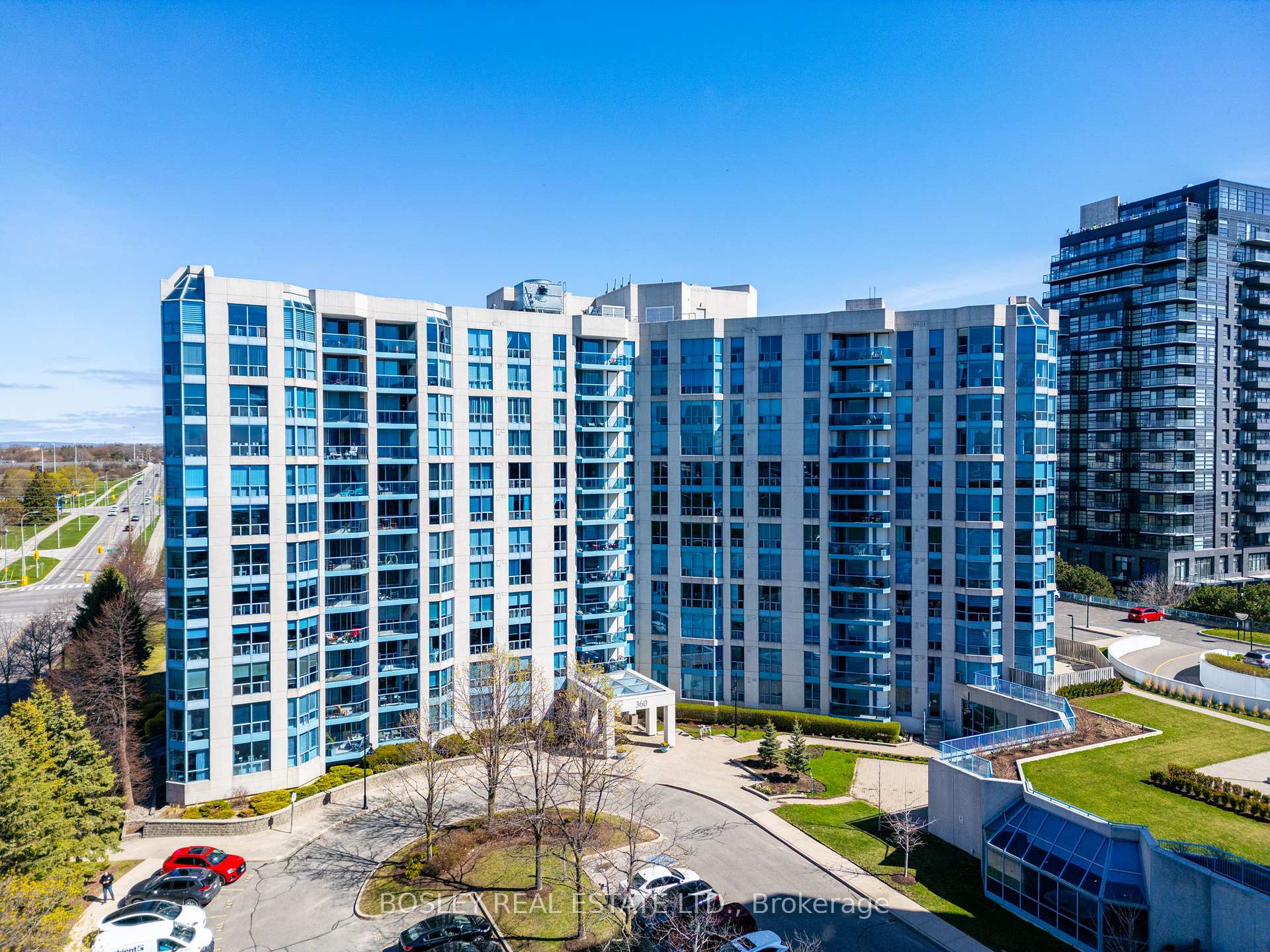 Photo 30 of Unit 402, 360 Watson Street W, Whitby, Port Whitby — HOMEH