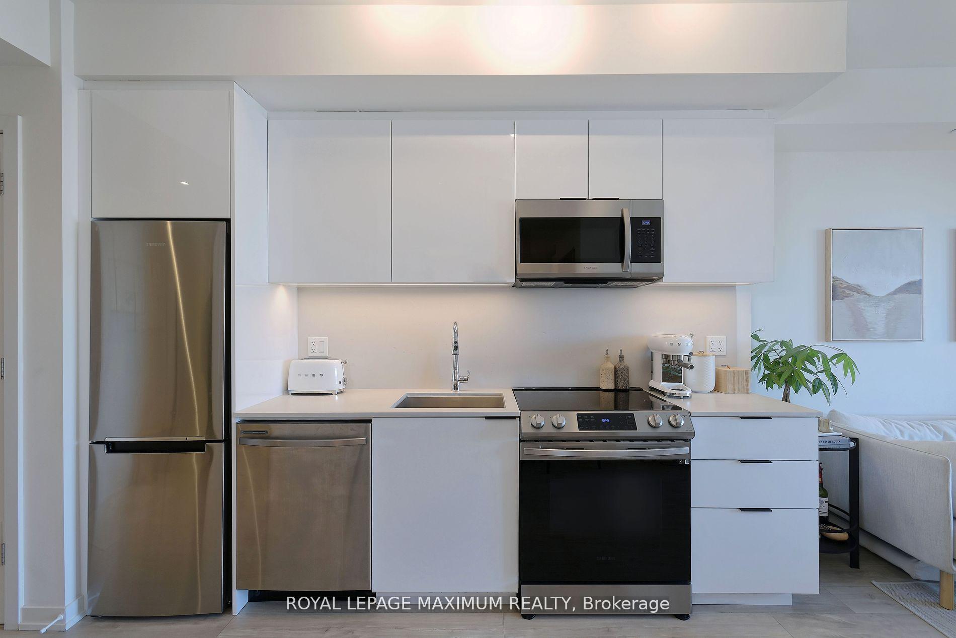 Photo 6 of Unit 1713, 50 Power Street, Toronto, Moss Park — HOMEH