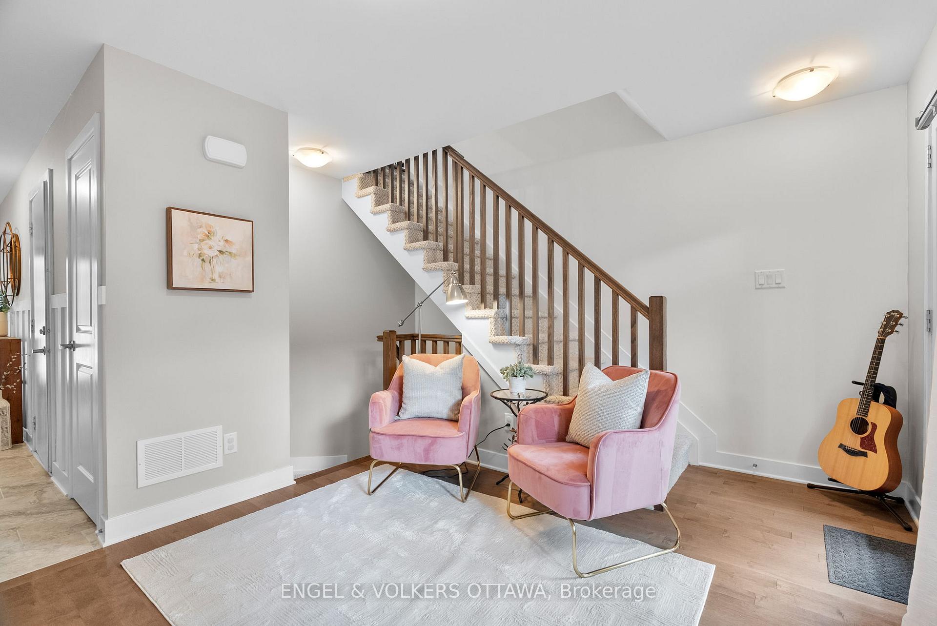 Photo 7 of 602 Terravita Private, Ottawa, Windsor Park Village — HOMEH