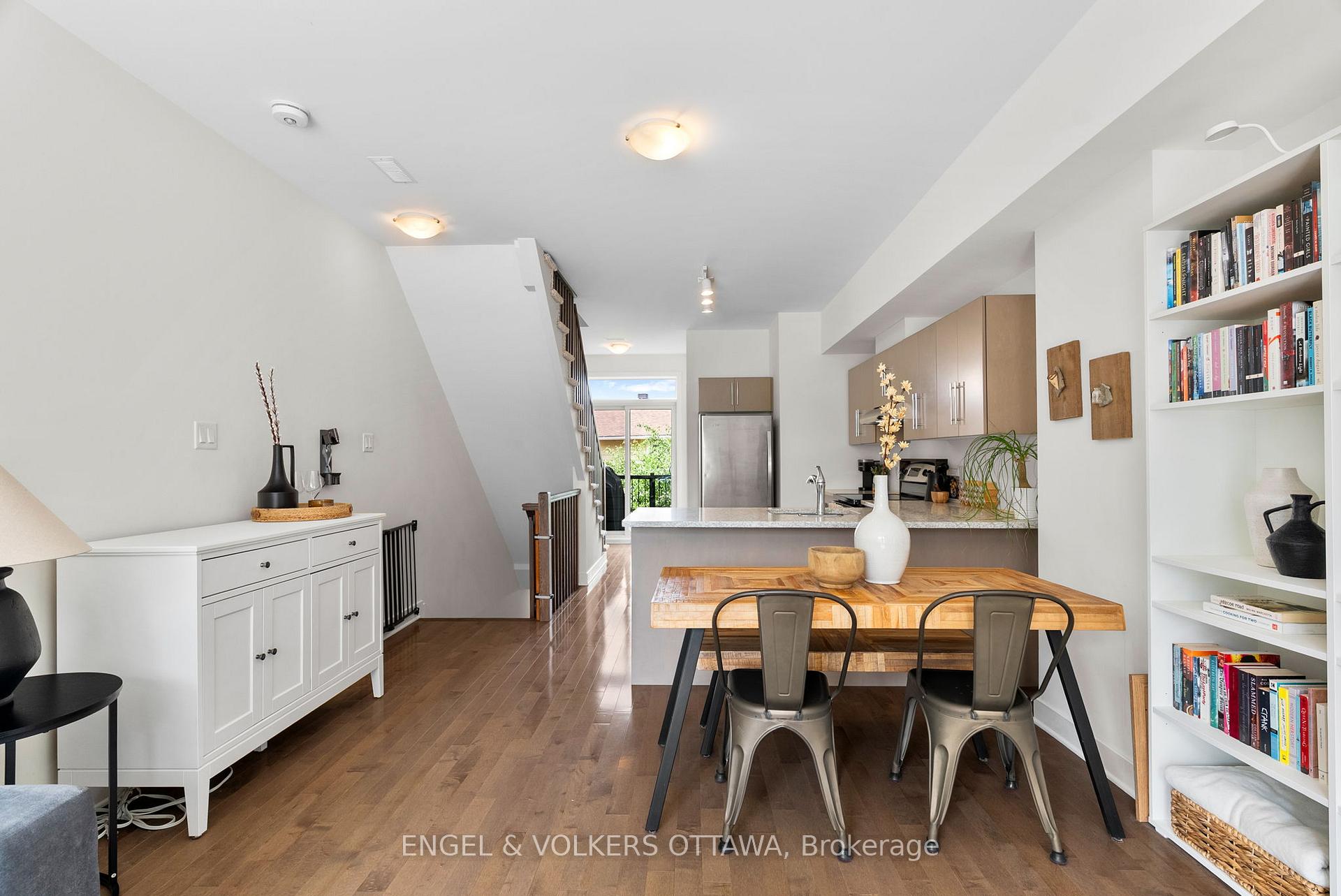 Photo 12 of 602 Terravita Private, Ottawa, Windsor Park Village — HOMEH