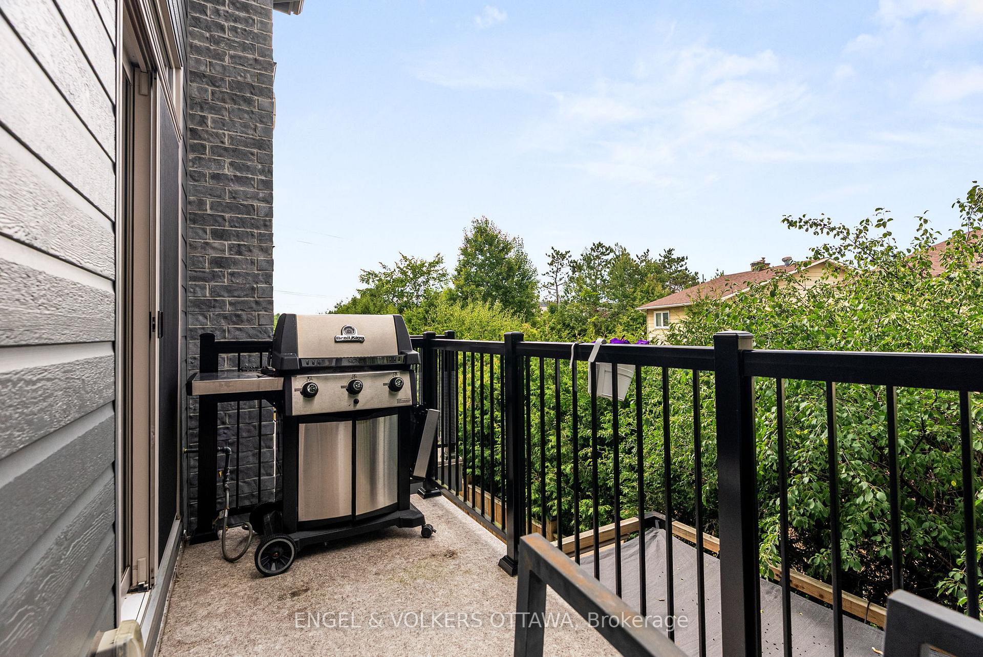 Photo 23 of 602 Terravita Private, Ottawa, Windsor Park Village — HOMEH