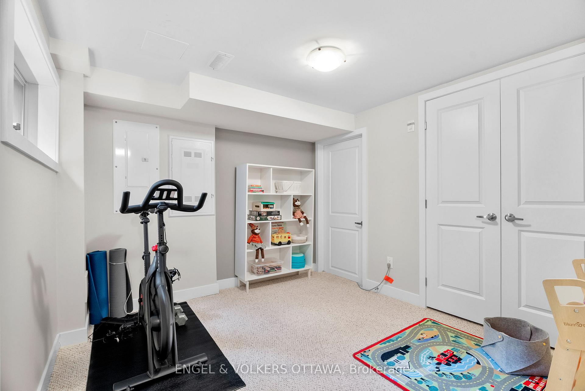 Photo 33 of 602 Terravita Private, Ottawa, Windsor Park Village — HOMEH