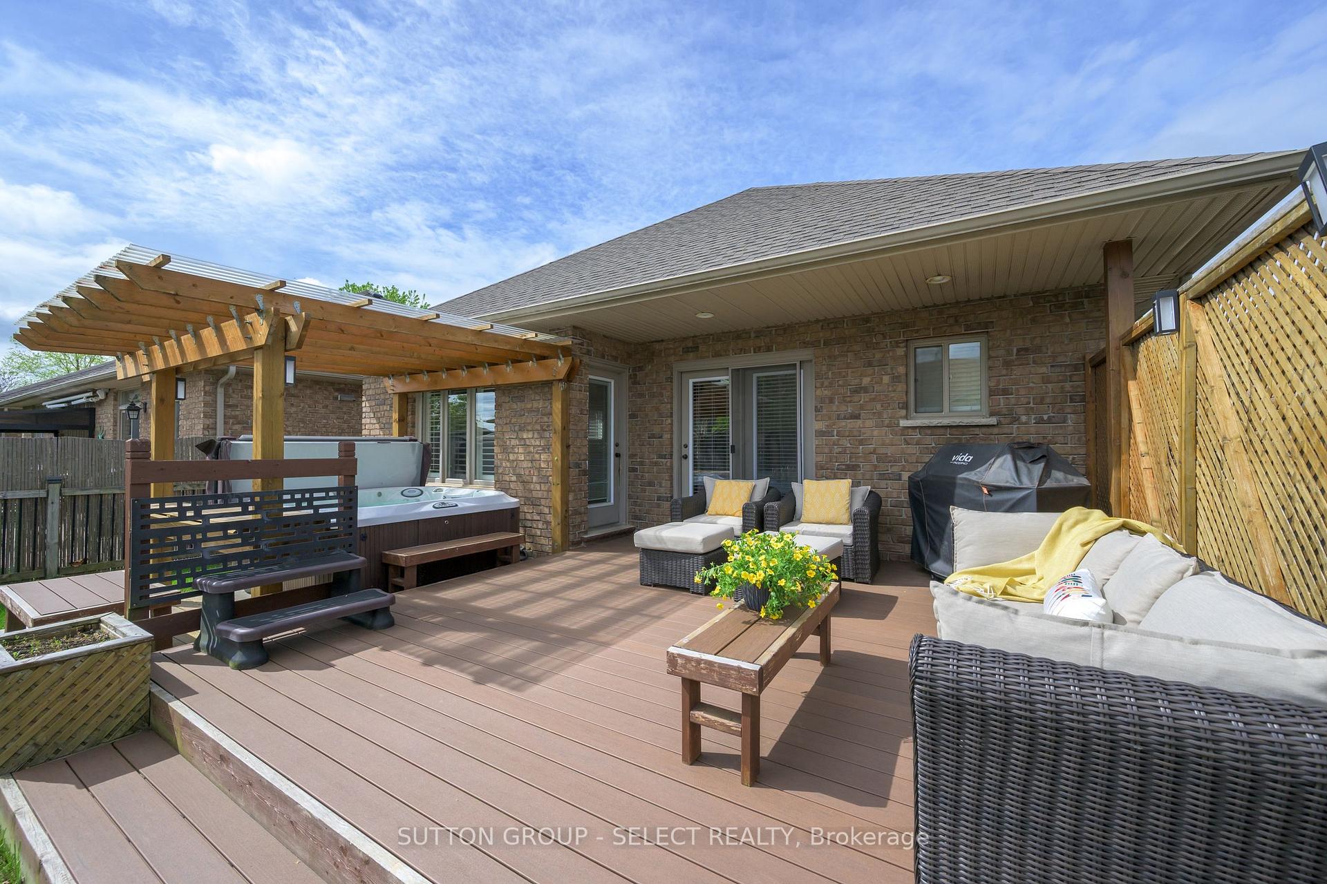 Photo 2 of Unit 3, 200 Enterprise Drive, Middlesex Centre, Kilworth — HOMEH