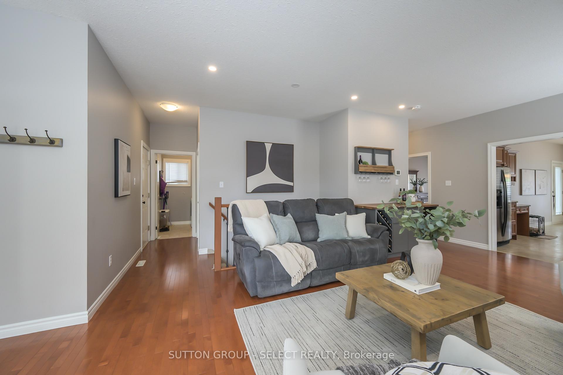 Photo 19 of Unit 3, 200 Enterprise Drive, Middlesex Centre, Kilworth — HOMEH