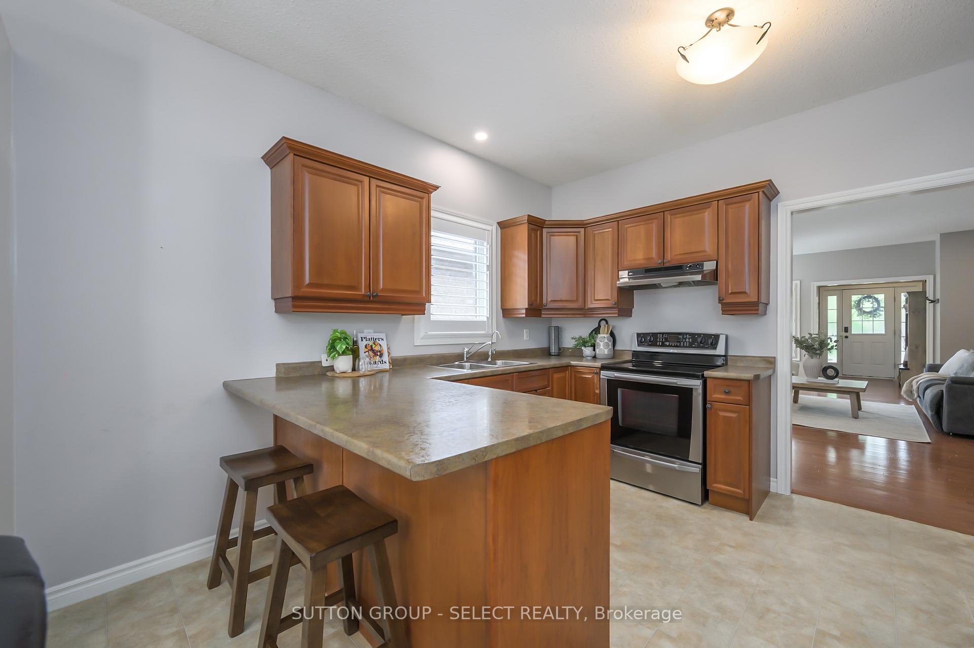 Photo 22 of Unit 3, 200 Enterprise Drive, Middlesex Centre, Kilworth — HOMEH