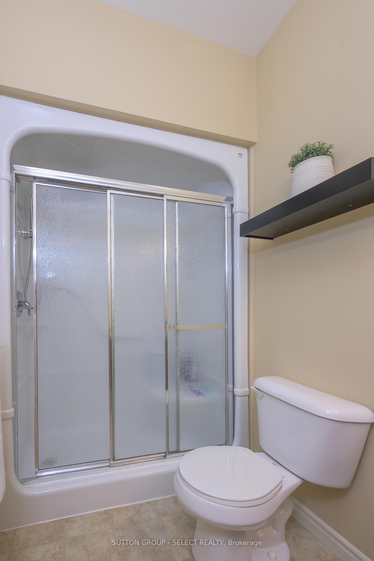 Photo 17 of Unit 3, 200 Enterprise Drive, Middlesex Centre, Kilworth — HOMEH