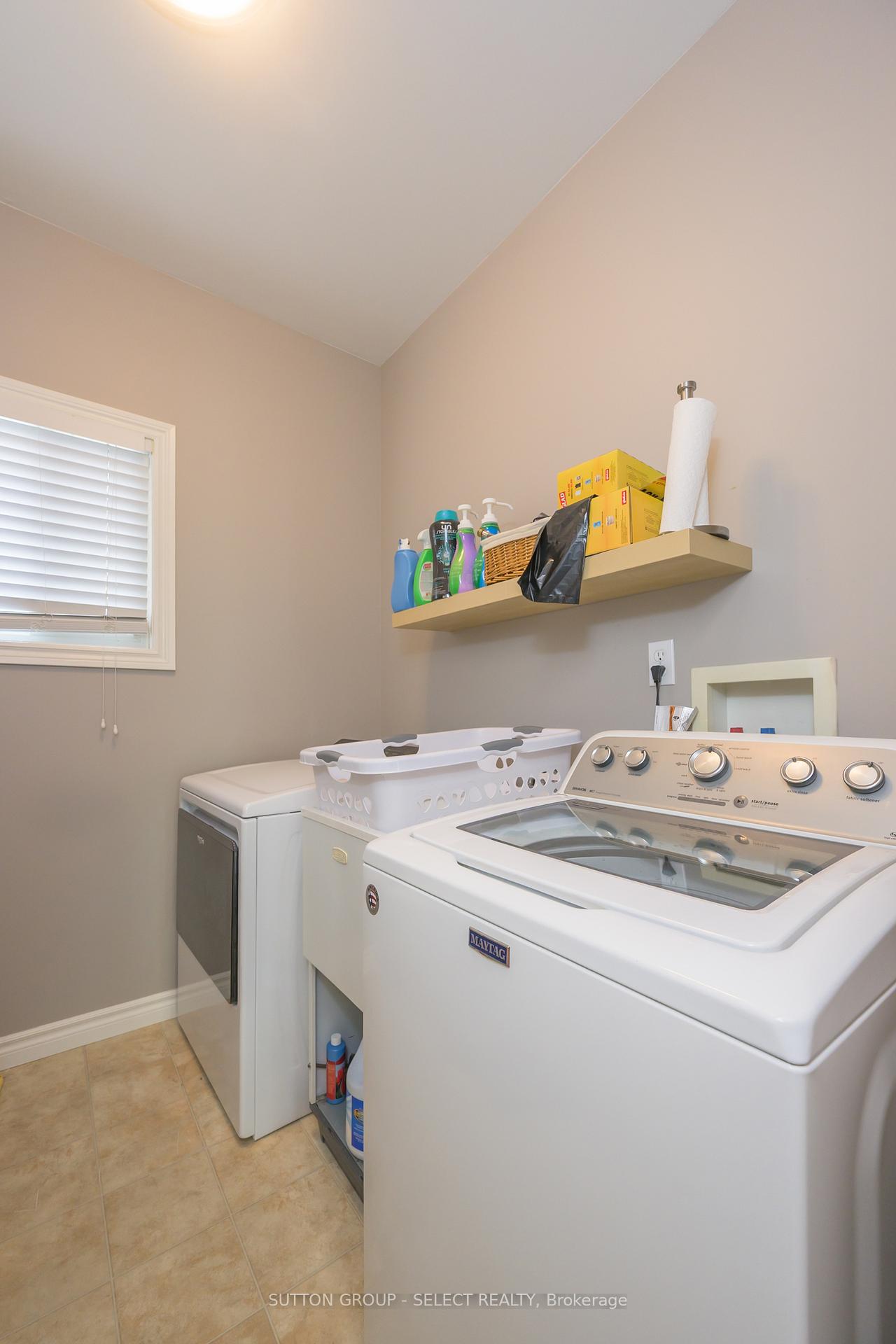 Photo 23 of Unit 3, 200 Enterprise Drive, Middlesex Centre, Kilworth — HOMEH