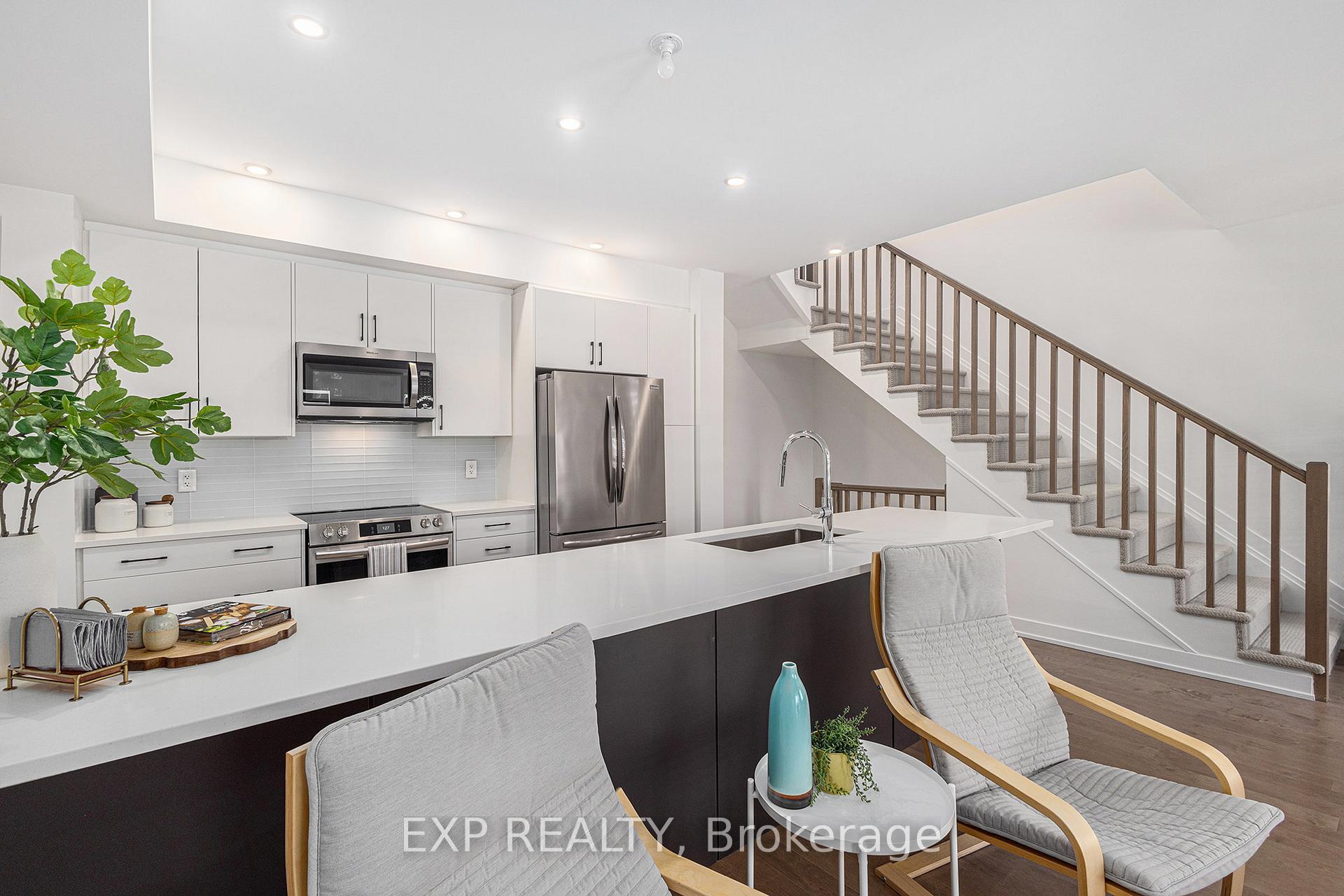 Photo 11 of 562 Tahoe Heights, Ottawa, Leitrim — HOMEH