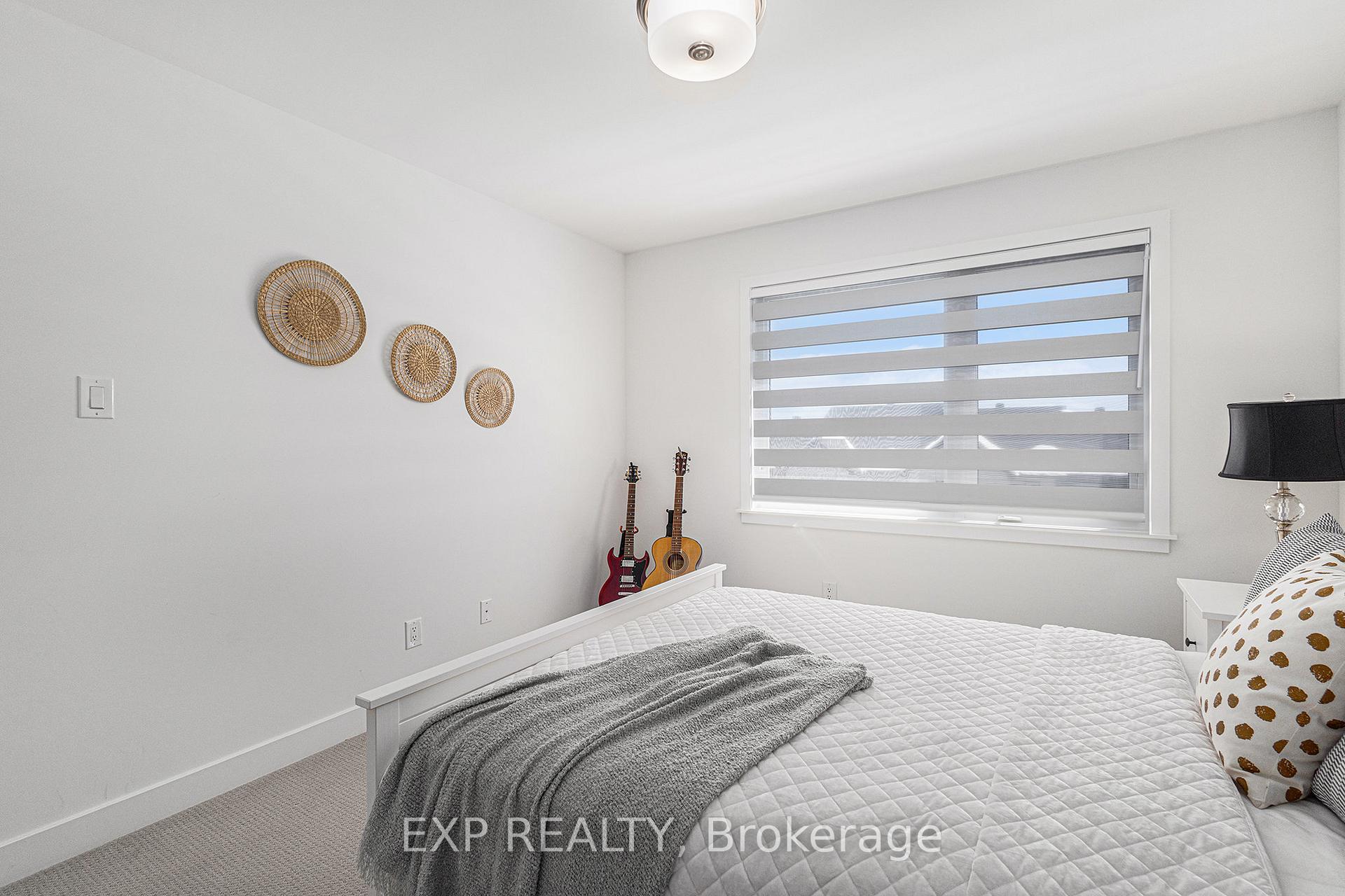Photo 16 of 562 Tahoe Heights, Ottawa, Leitrim — HOMEH