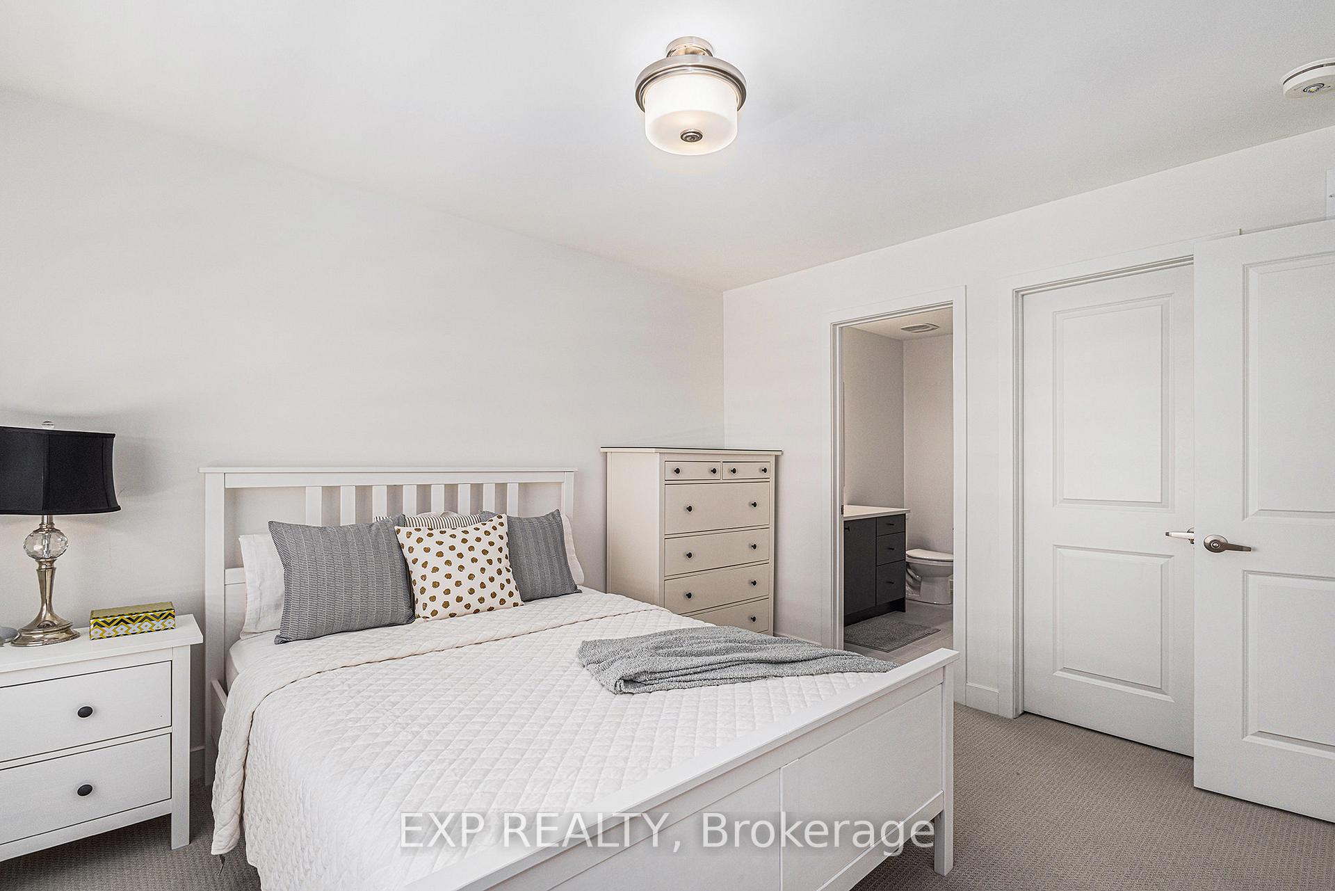 Photo 17 of 562 Tahoe Heights, Ottawa, Leitrim — HOMEH