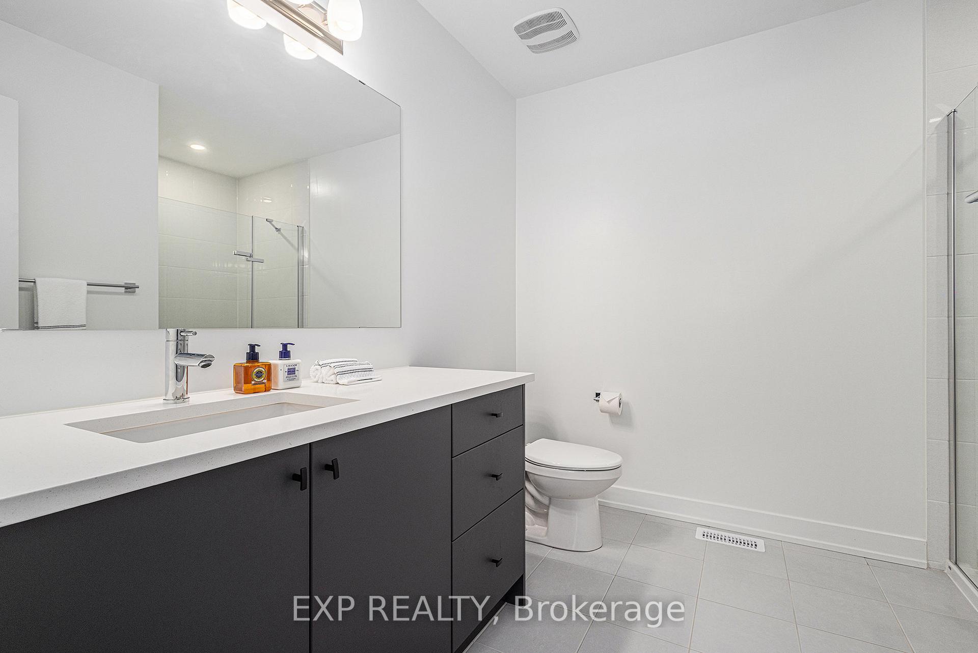 Photo 20 of 562 Tahoe Heights, Ottawa, Leitrim — HOMEH