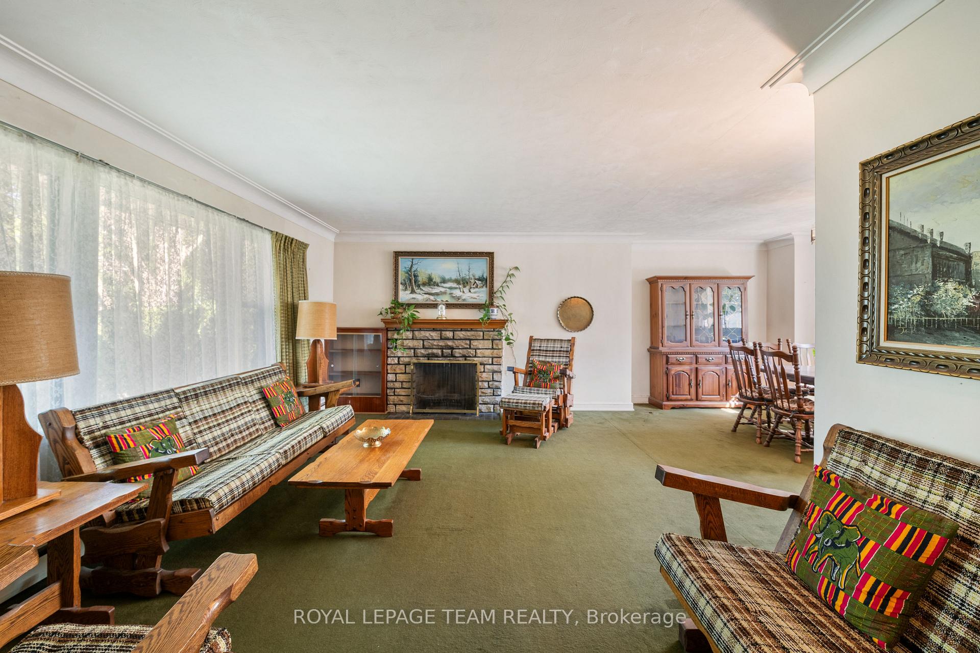 Photo 6 of 873 Dunlevie Avenue, Ottawa, McKellar Heights/Glabar Park — HOMEH