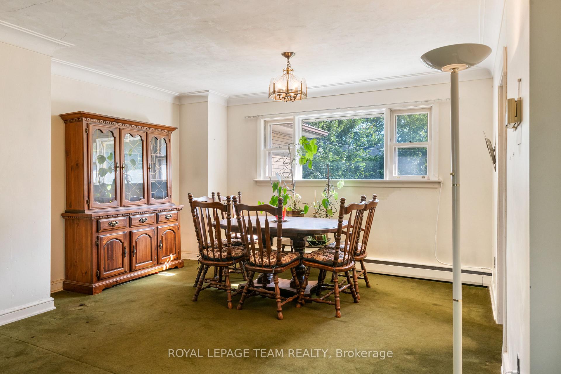 Photo 9 of 873 Dunlevie Avenue, Ottawa, McKellar Heights/Glabar Park — HOMEH