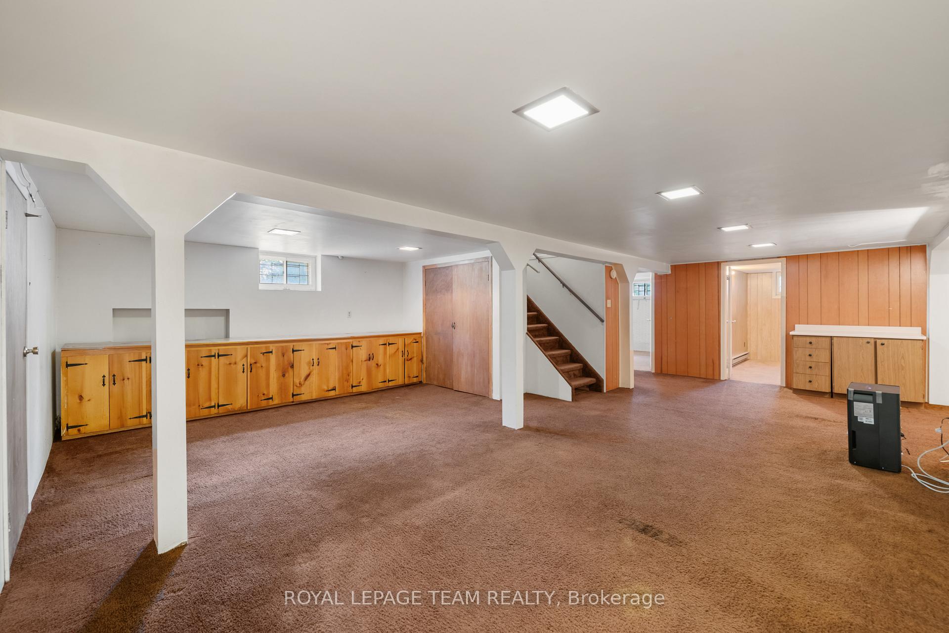 Photo 15 of 873 Dunlevie Avenue, Ottawa, McKellar Heights/Glabar Park — HOMEH