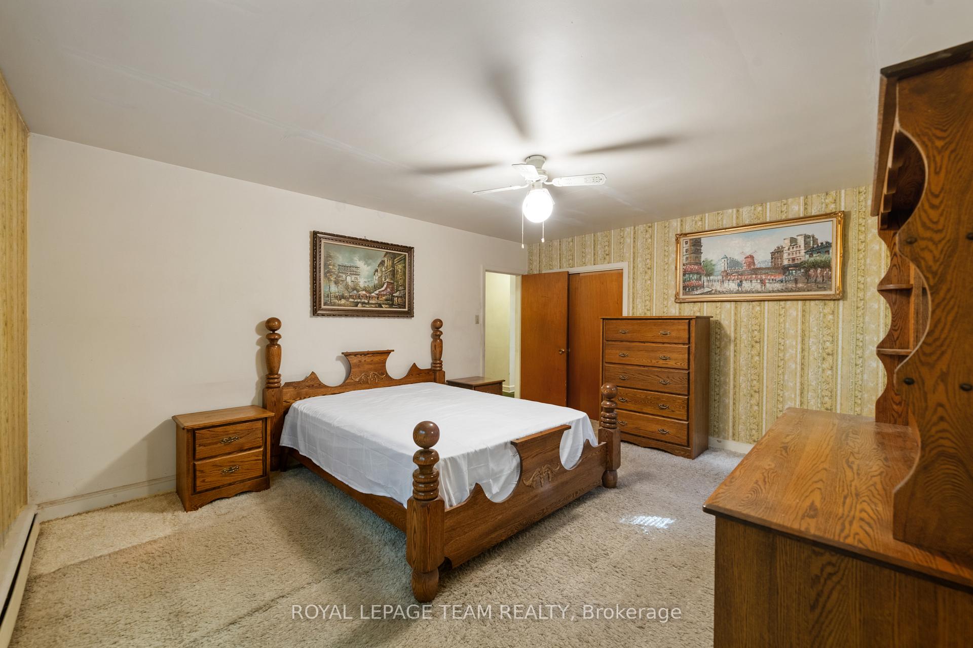 Photo 18 of 873 Dunlevie Avenue, Ottawa, McKellar Heights/Glabar Park — HOMEH